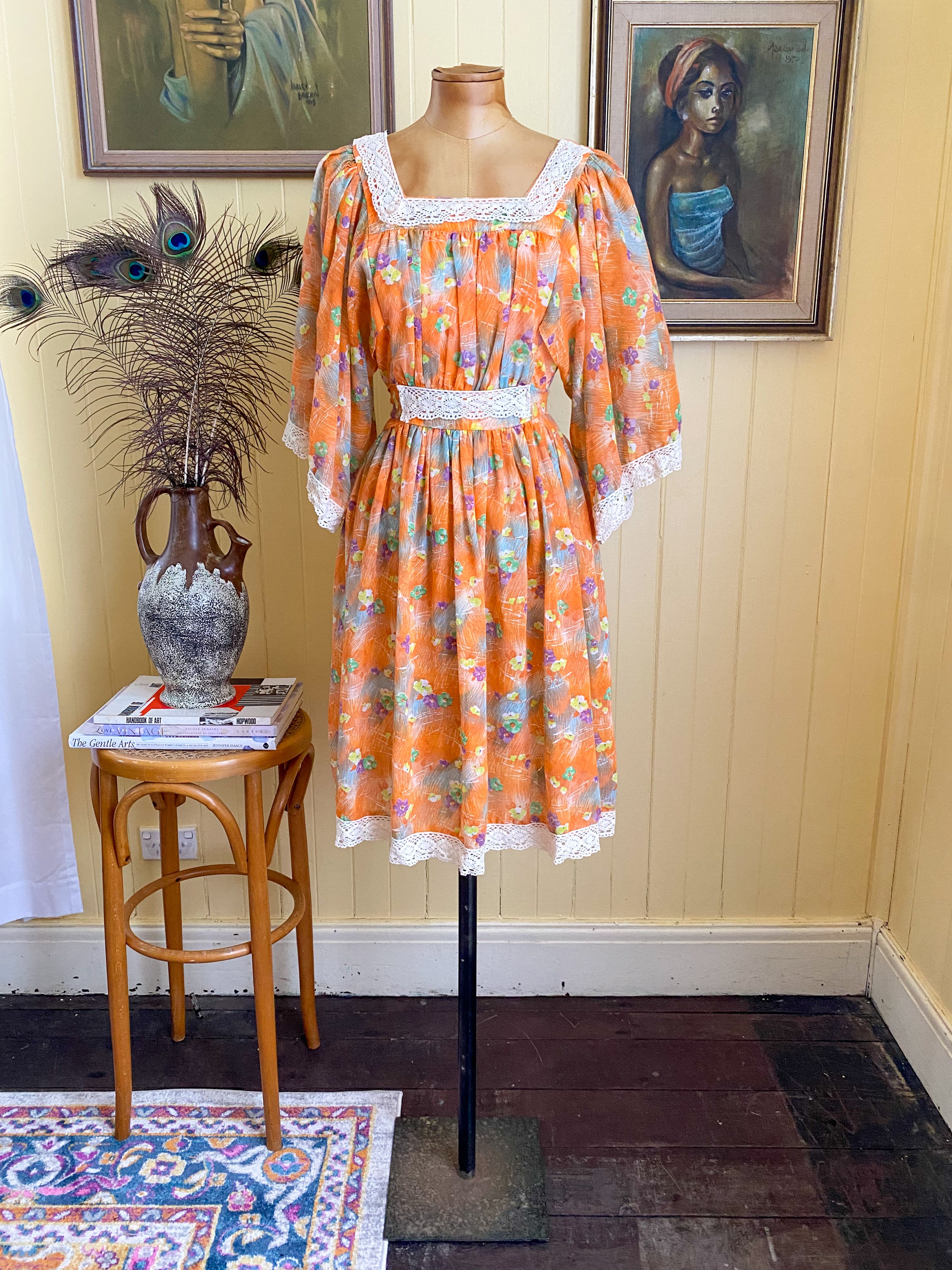 Vintage dress sale online store