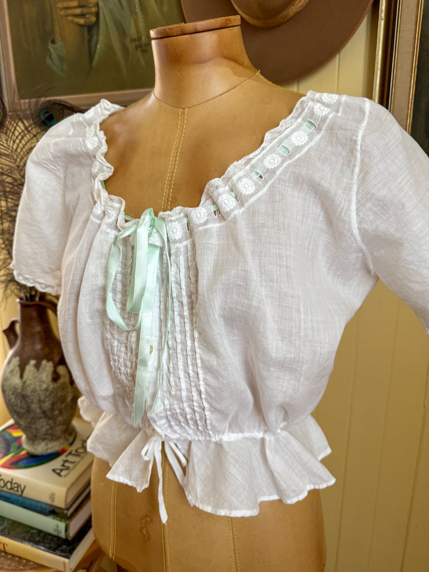 ANTIQUE EDWARDIAN FRENCH COTTON MUSLIN RIBBON CHEMISE BLOUSE S