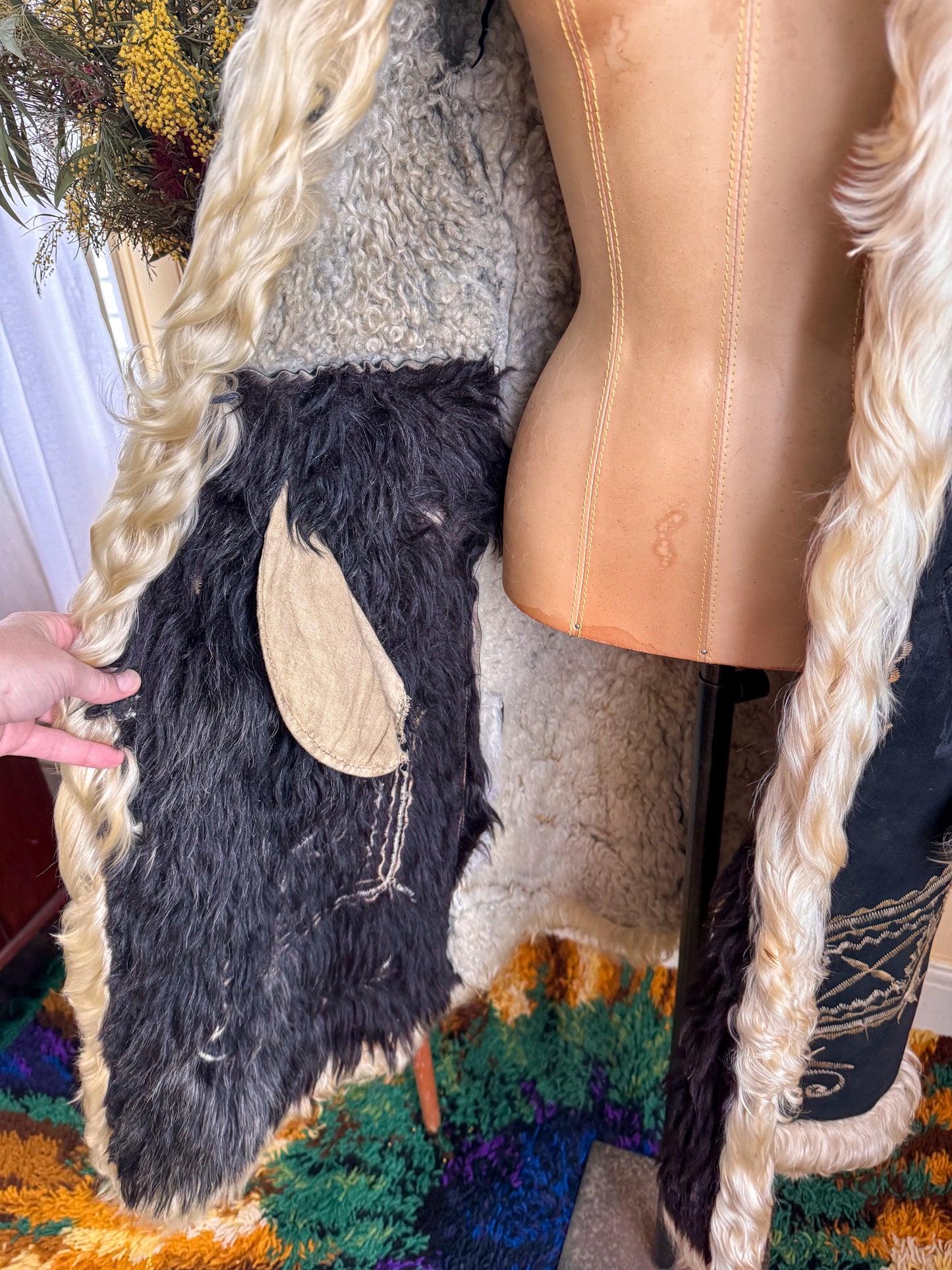 VINTAGE 1960S RARE AFGHAN SUEDE LEATHER MONGOLIAN WOOL PENNY LANE EMBROIDERED LONG COAT S
