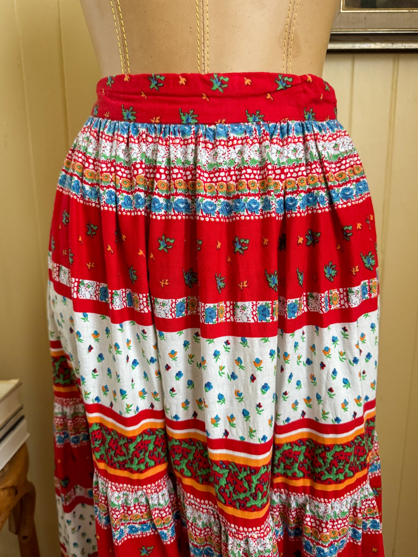 VINTAGE 1970S COTTON MIXED PRINT TIERED PEASANT MAXI SKIRT M