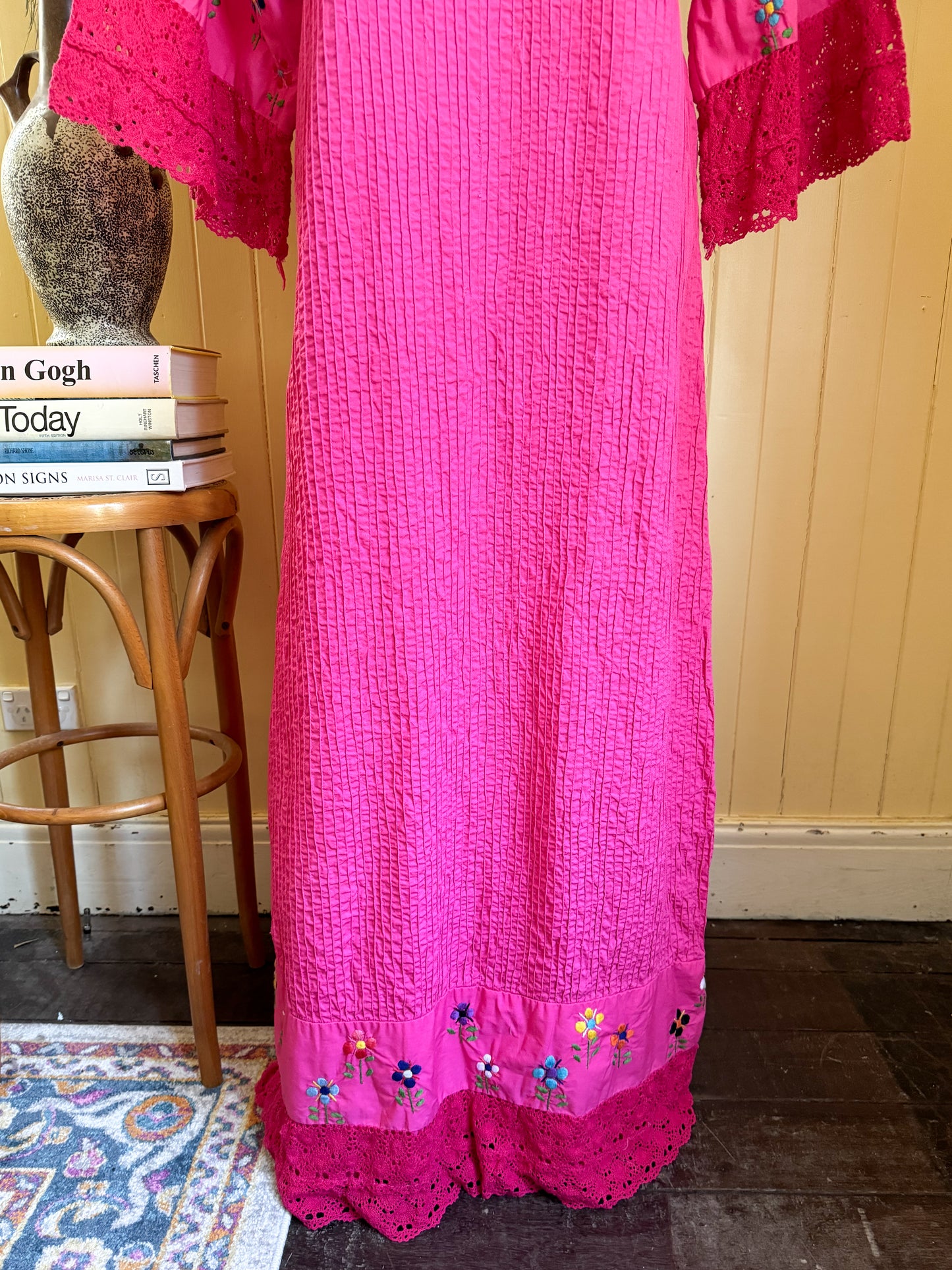 VINTAGE 1970S MEXICAN COTTON + CROCHET EMBROIDERED MAXI DRESS M/L