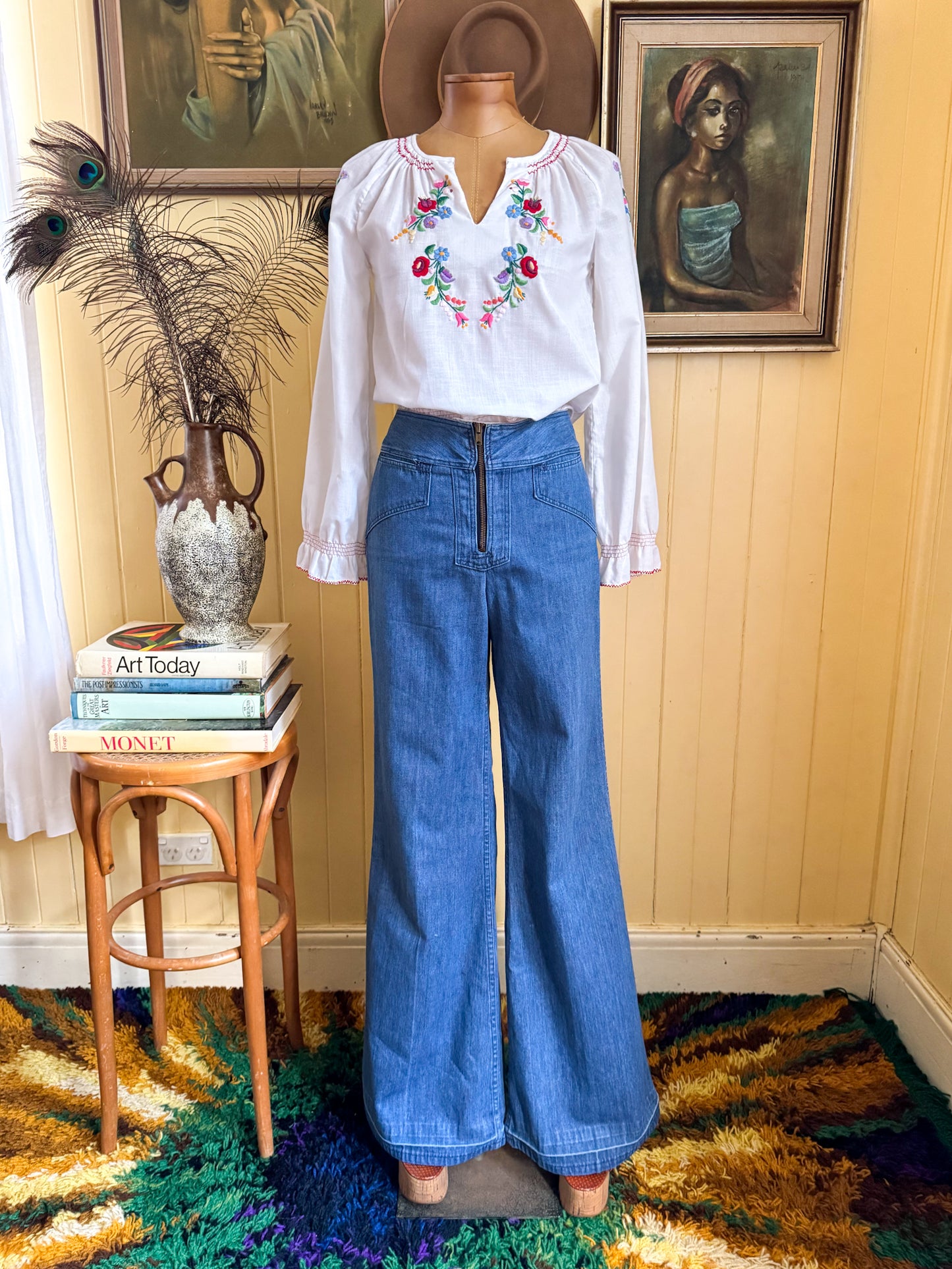 VINTAGE 1970S HUNGARIAN COTTON BLEND EMBROIDERED PEASANT BLOUSE XS/S