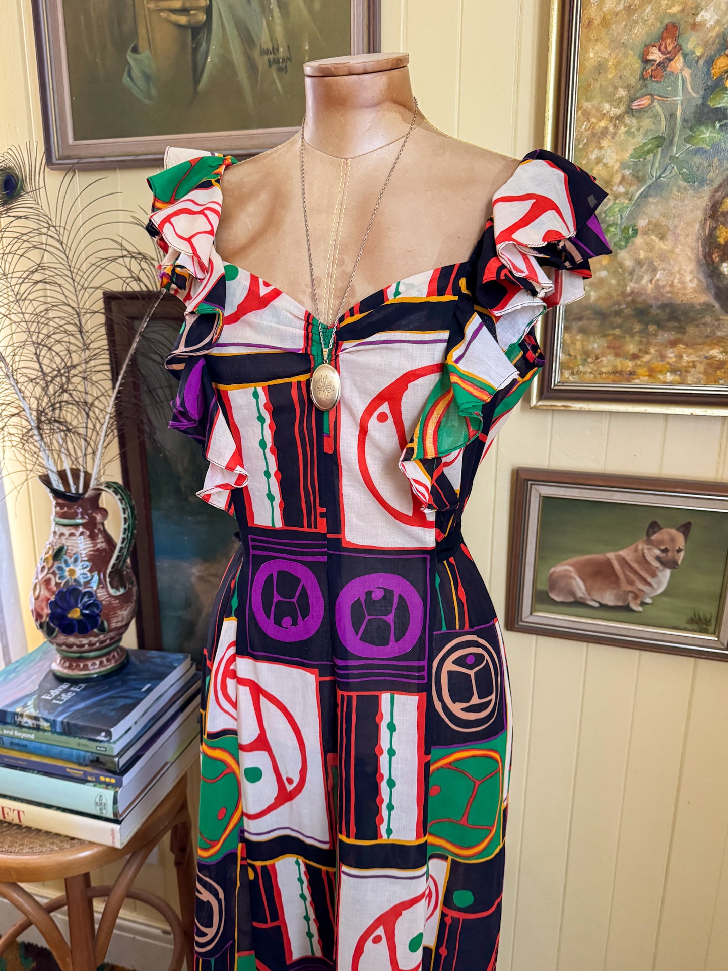 VINTAGE 1970S STYLESEEKER COTTON PEACE SIGN PRINT RUFFLED MAXI DRESS S/M