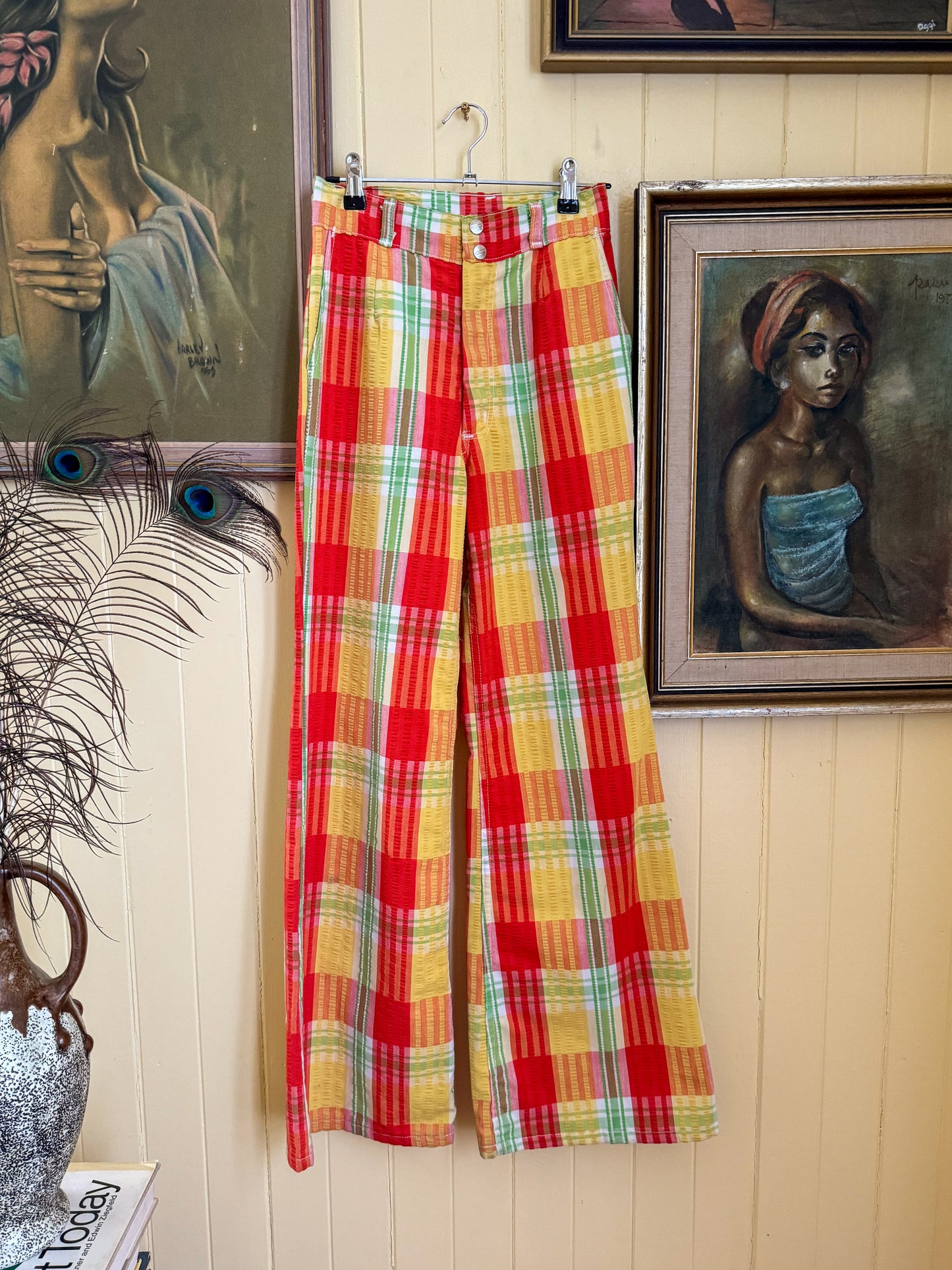 VINTAGE 1970S AMERICAN MAVERICK COTTON SEERSUCKER RAINBOW PLAID WIDE LEG FLARES XS