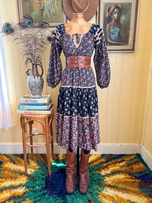 VINTAGE 1970S YOUNG EDWARDIAN COTTON FLORAL MIDI PEASANT DRESS S/M