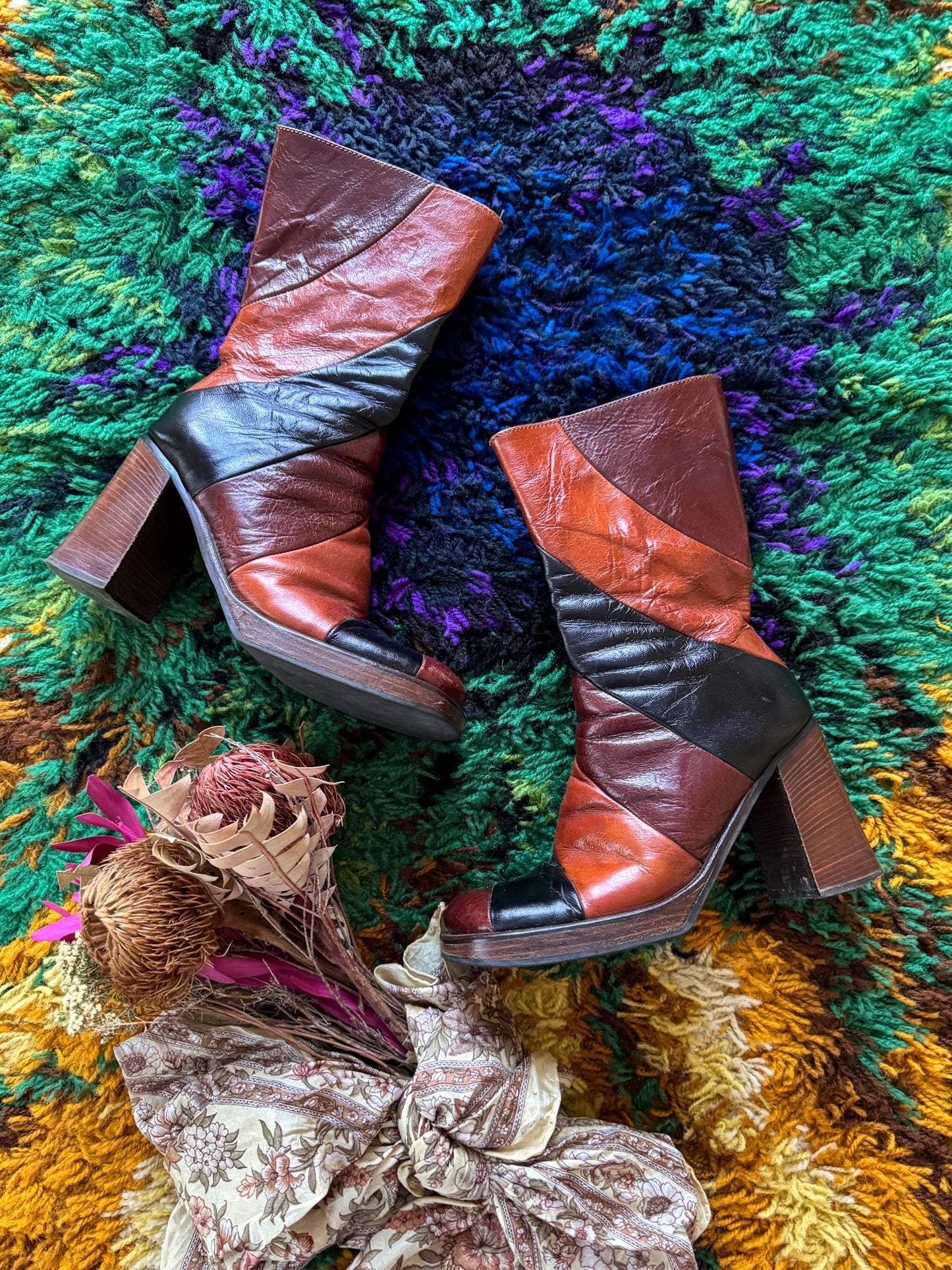 VINTAGE 1990S PATCHWORK LEATHER PLATFORM BLOCK HEELED BOOTS 8.5/39