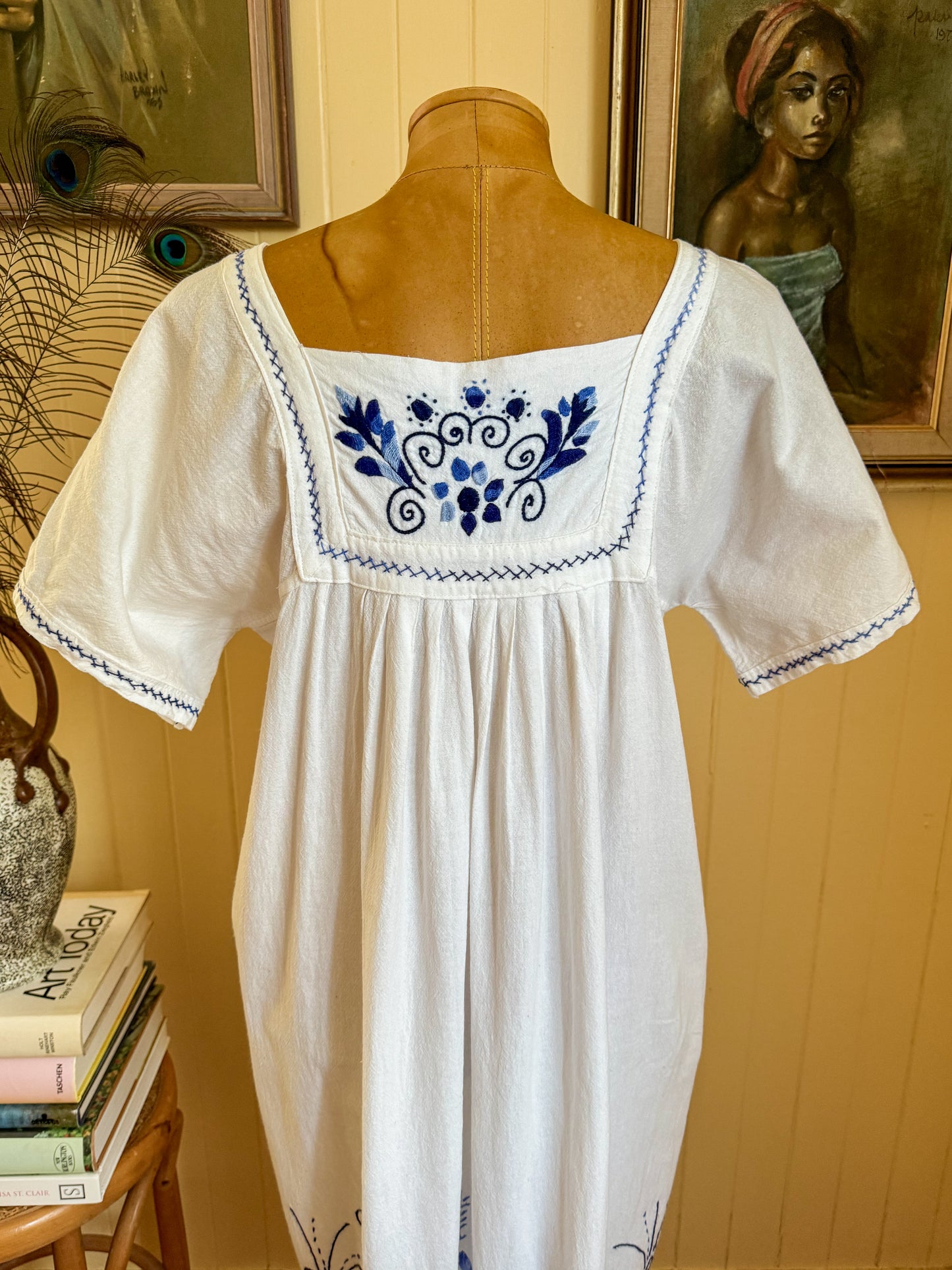 VINTAGE 1980S COTTON EMBROIDERED MIDI PEASANT DRESS M