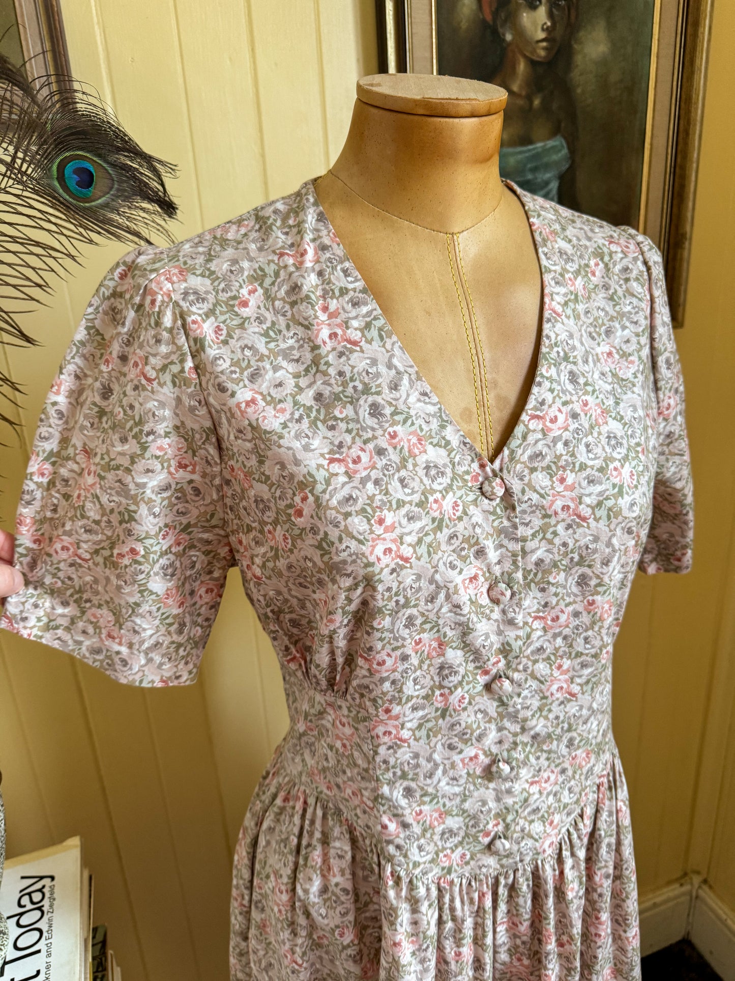 VINTAGE 1980S ENGLISH LAURA ASHLEY COTTON FLORAL PRINT PRAIRIE DRESS S