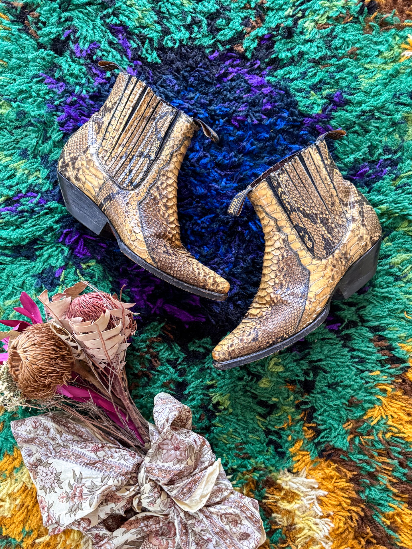 VINTAGE LA GRAN BOTA MEXICAN EXOTIC PYTHON SNAKESKIN LEATHER WESTERN ANKLE BOOTS 9.5/10
