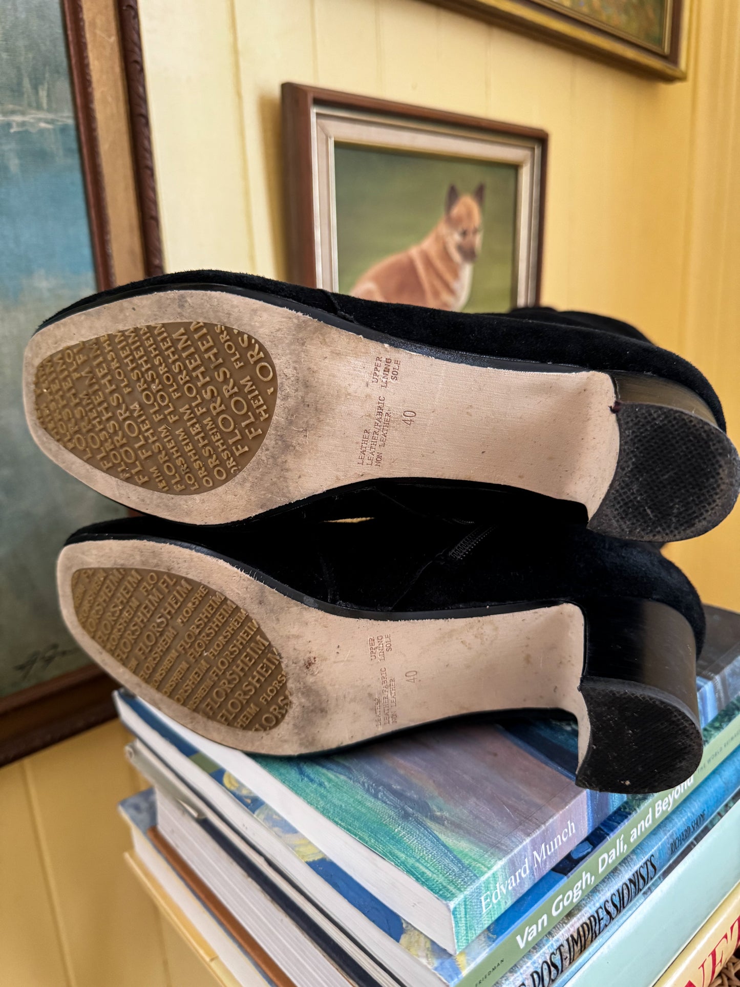 PRELOVED Y2K DOES 60S FLORSHEIM BLACK SUEDE LEATHER LACE UP KNEE HIGH BOOTS 9/40