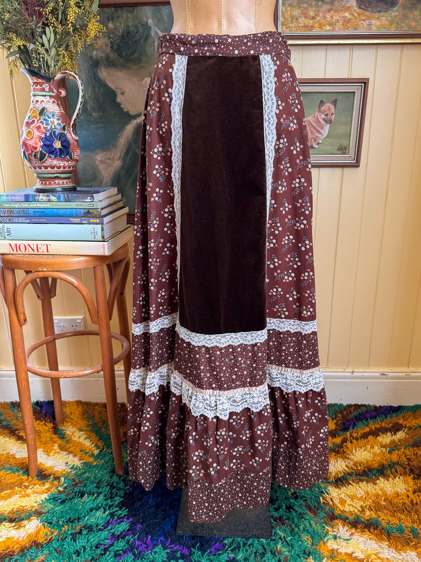 VINTAGE 1970S JESSICA’S GUNNIES GUNNE SAX FLORAL PRINT COTTON, VELVET + LACE MAXI SKIRT S/M
