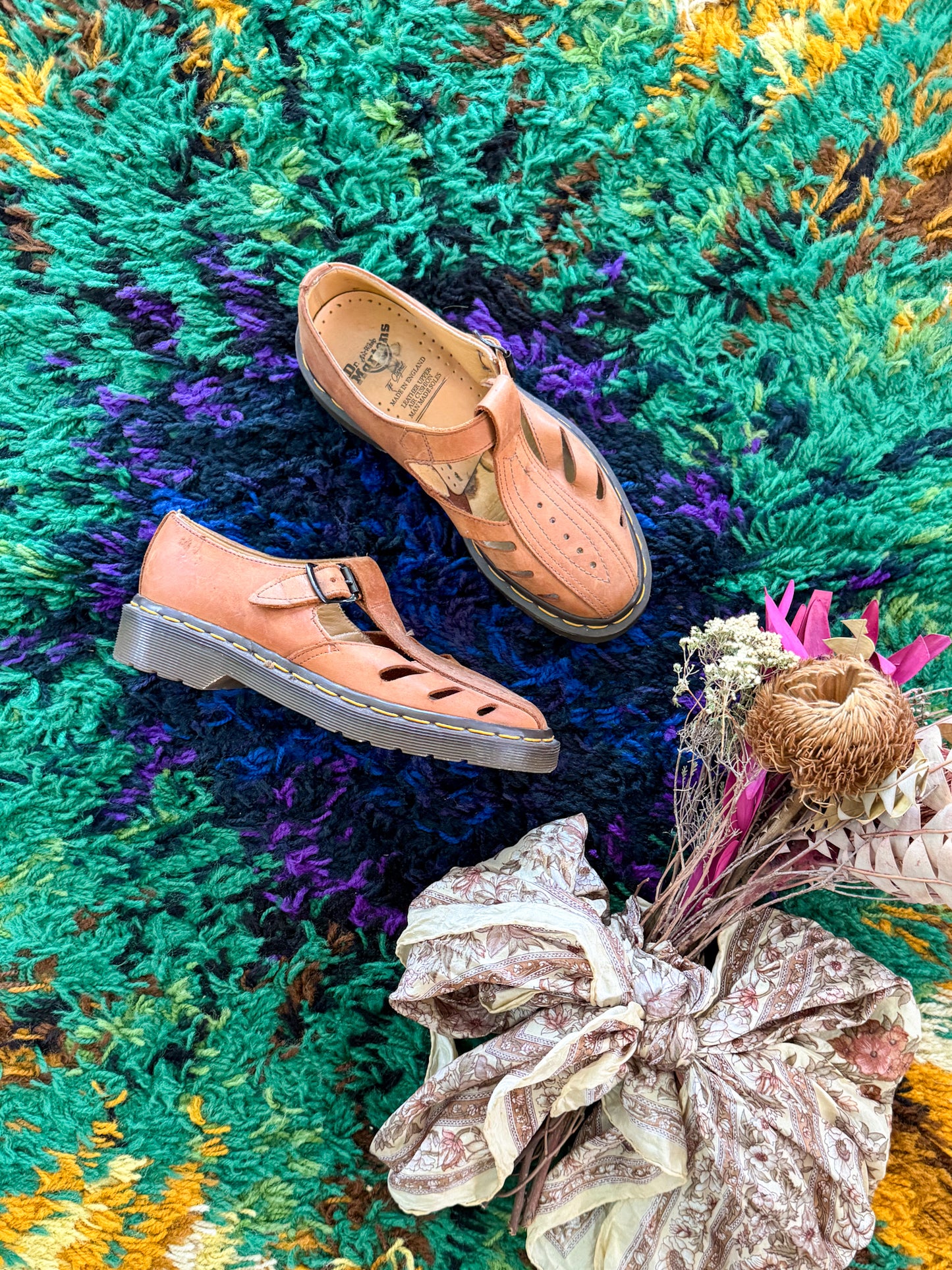 VINTAGE 1990S ENGLISH DR DOC MARTENS LEATHER MARY JANES FISHERMAN SANDALS UK 3/AUS 5