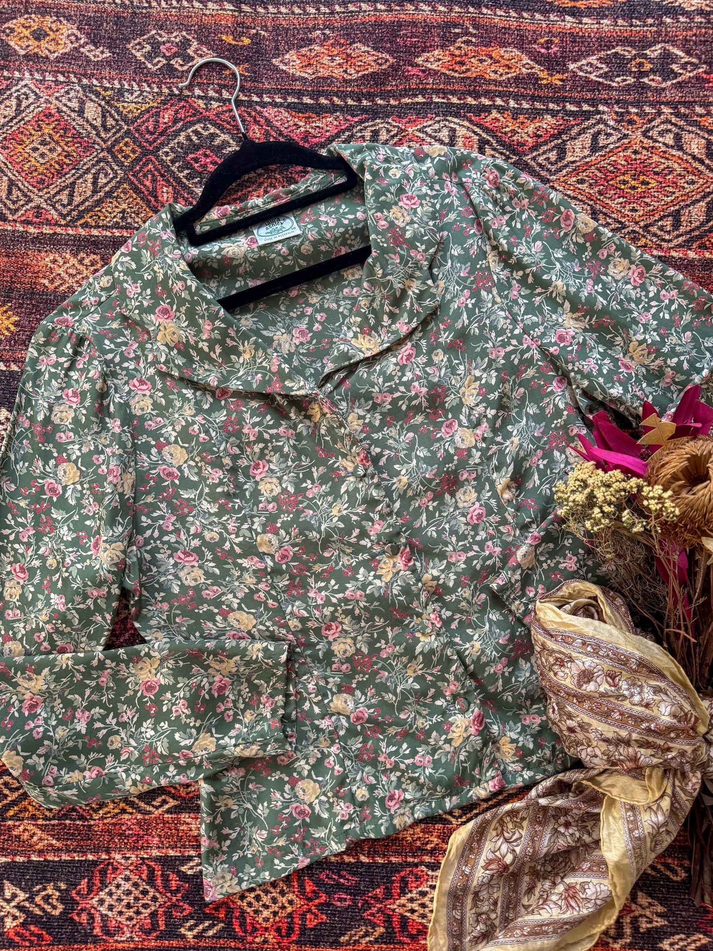 VINTAGE 1990S AUSTRALIAN LAURA ASHLEY VISCOSE BUTTON THROUGH FLORAL PRINT BLOUSE S/M