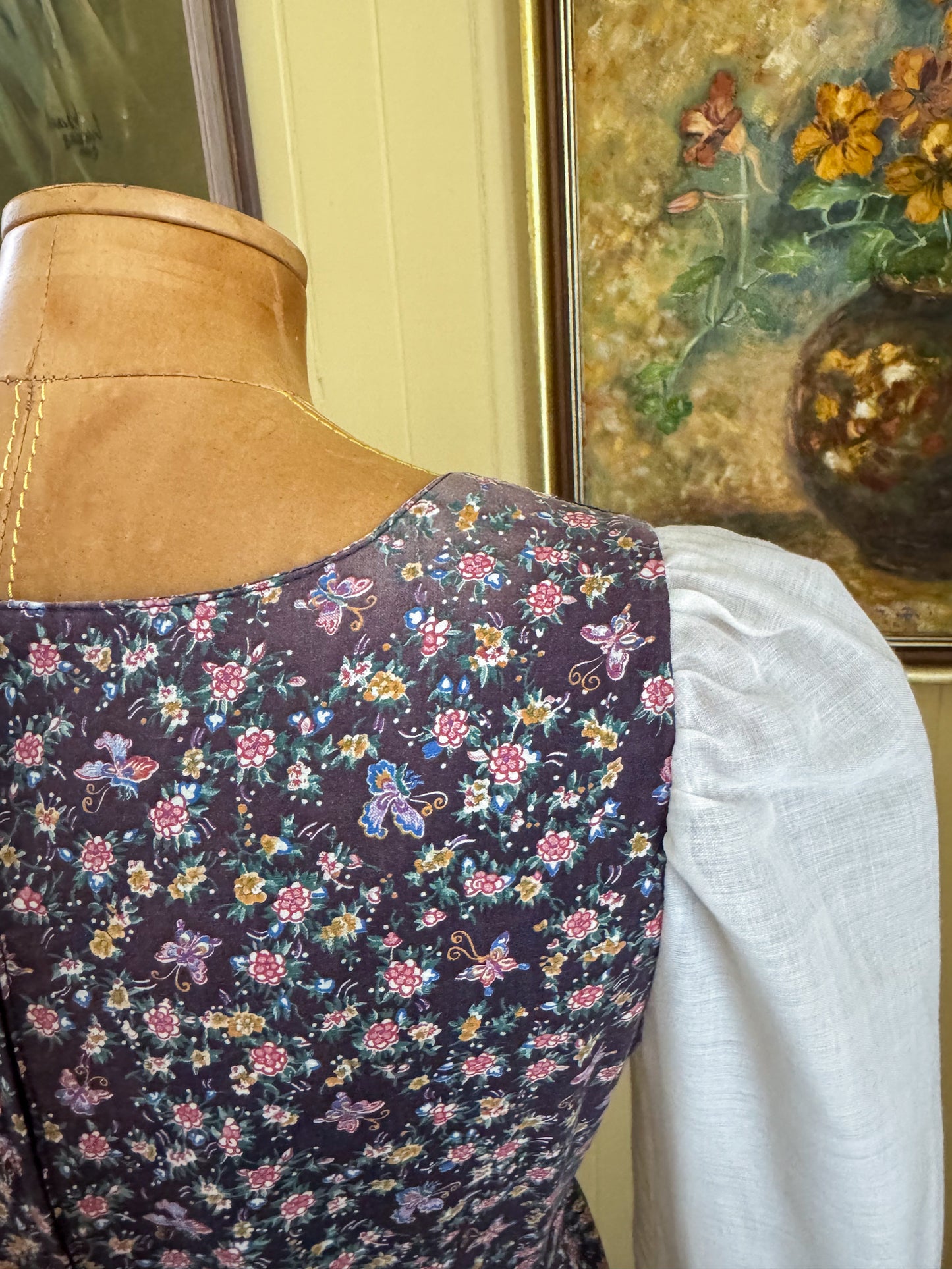 VINTAGE 1970S GUNNE SAX BUTTERFLY PRINT COTTON + LACE PRAIRIE MAXI DRESS S