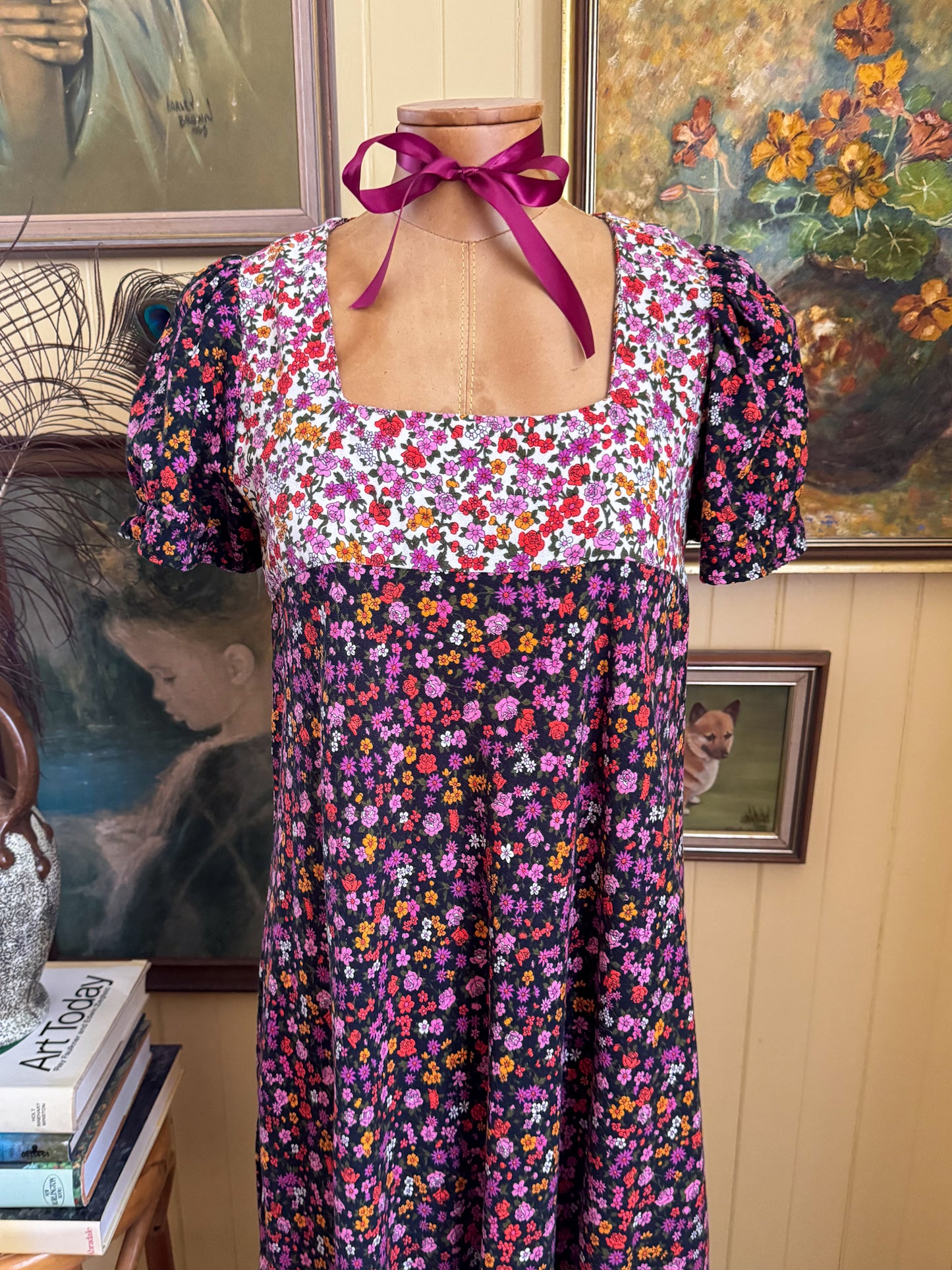 VINTAGE 1970S ST TROPEZ COTTON FLORAL PRINT TIERED MAXI DRESS S