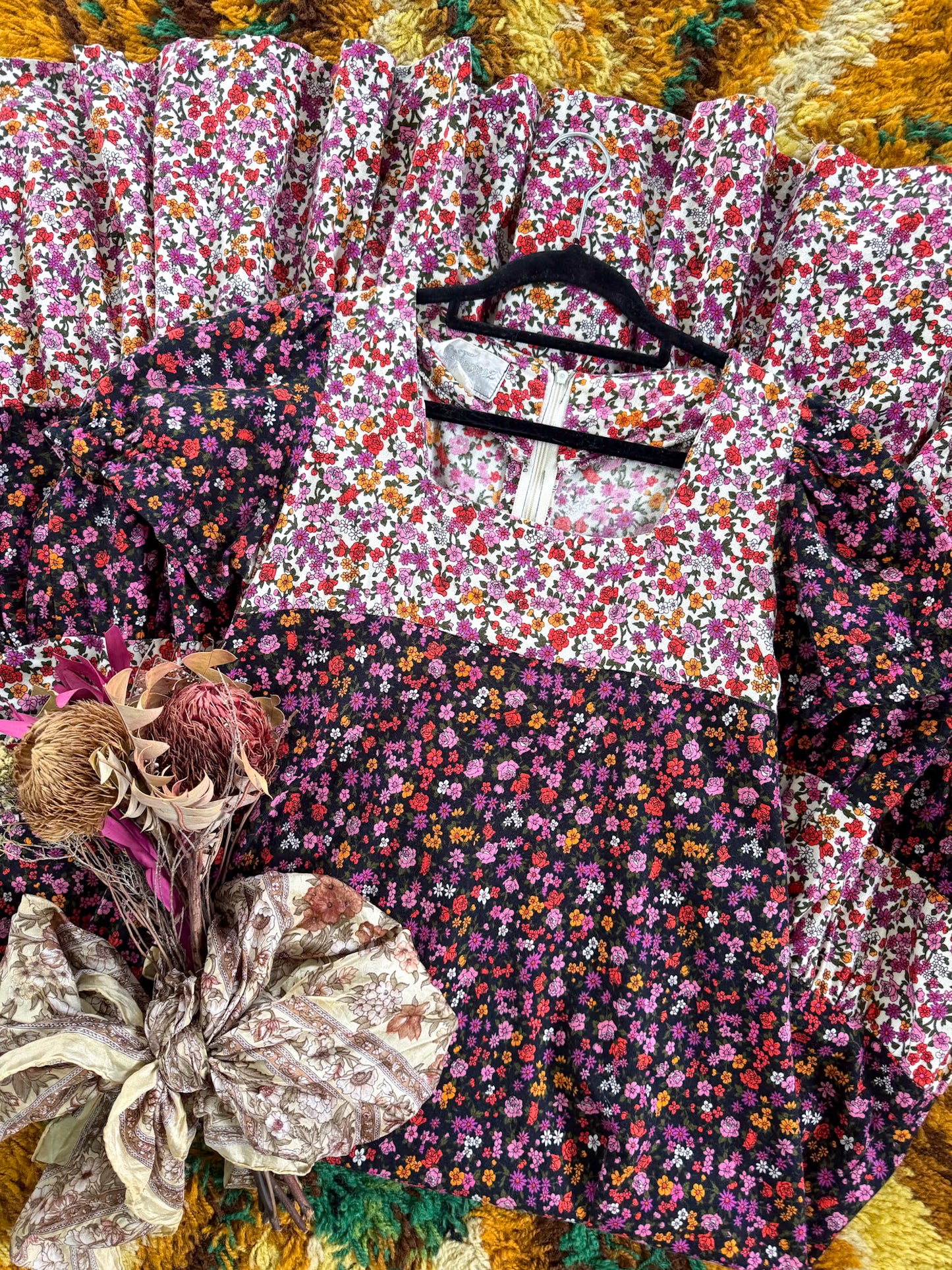 VINTAGE 1970S ST TROPEZ COTTON FLORAL PRINT TIERED MAXI DRESS S