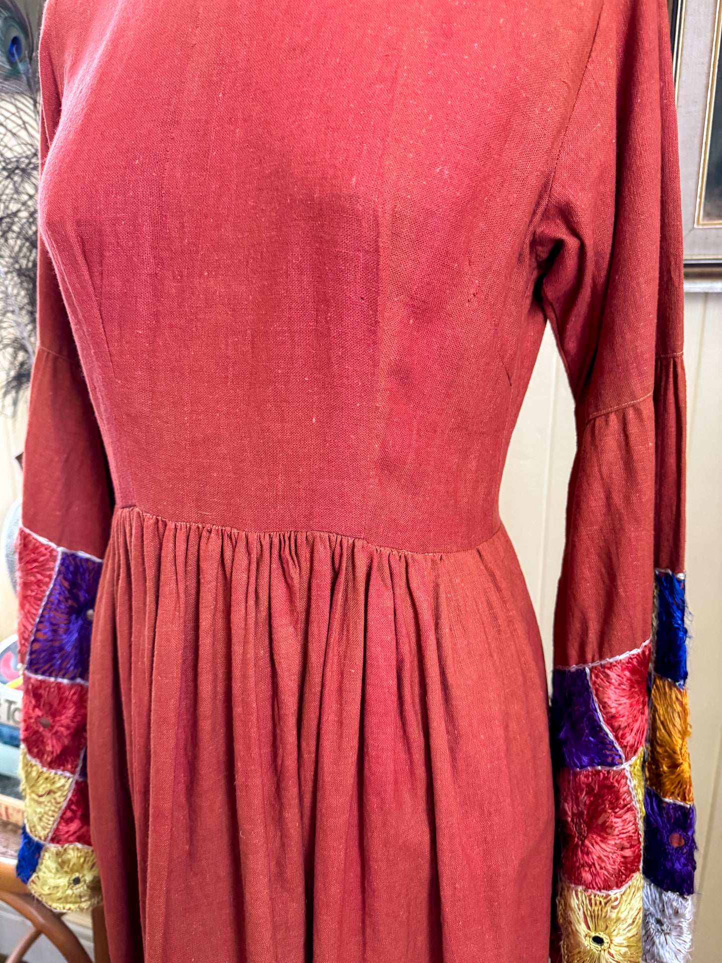 VINTAGE 1960S RARE INDIAN COTTON EMBROIDERED MIRRORS MAXI DRESS S