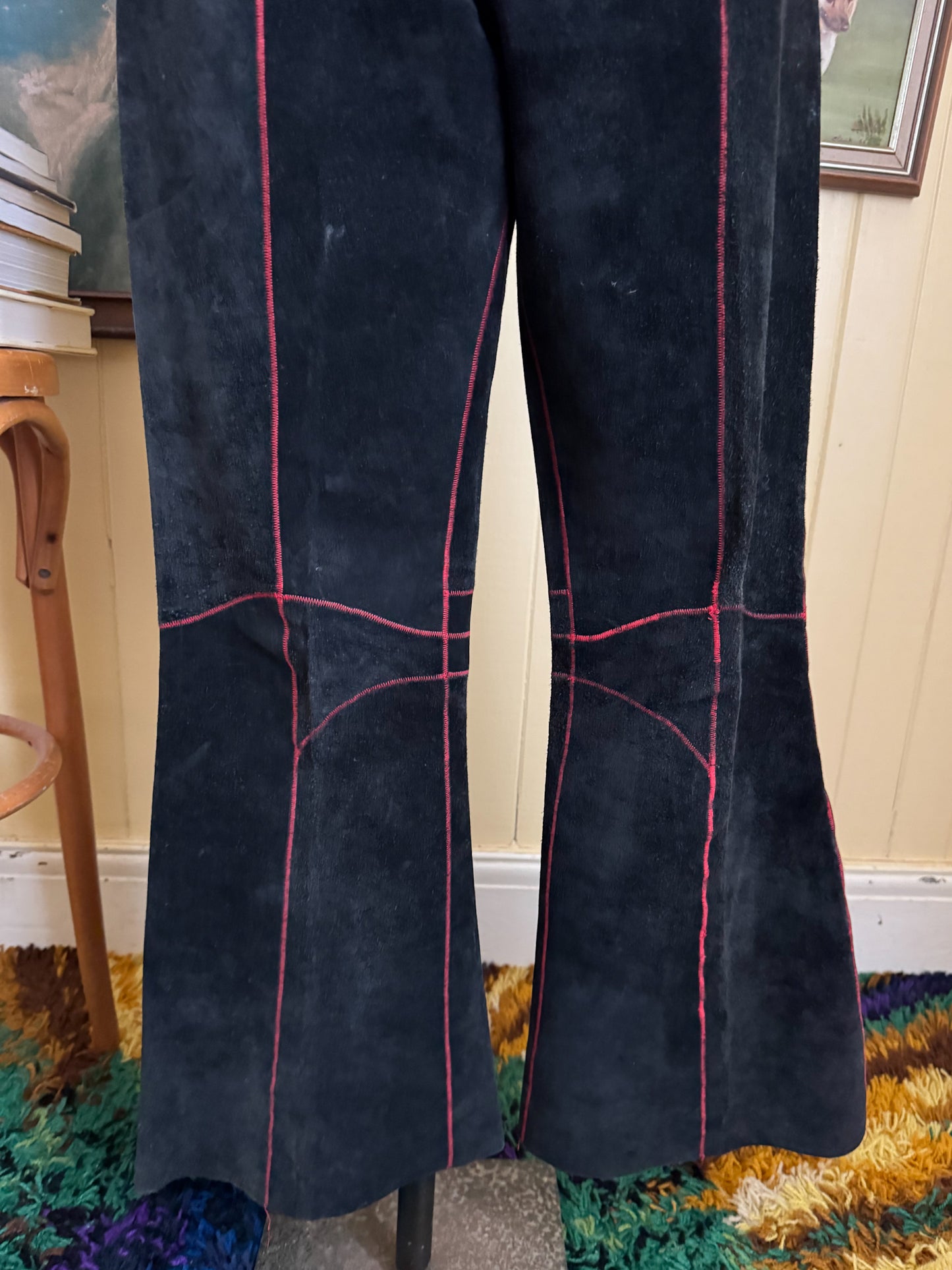 VINTAGE 1970S RARE ROB BLACK SUEDE LEATHER SEAM DETAIL FLARES S