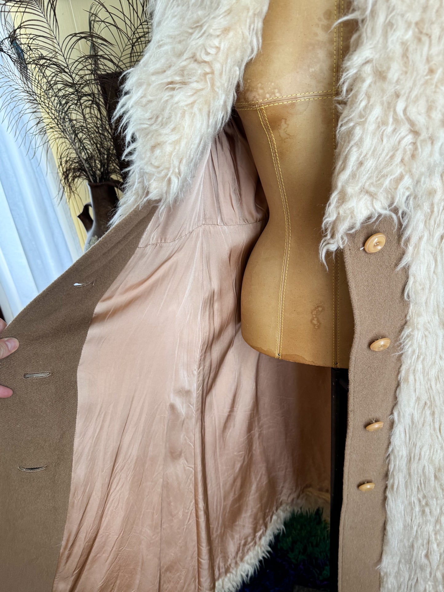 VINTAGE 1970S EAST GERMAN FLOKATI WOOL LONGLINE PENNY LANE COAT S/M