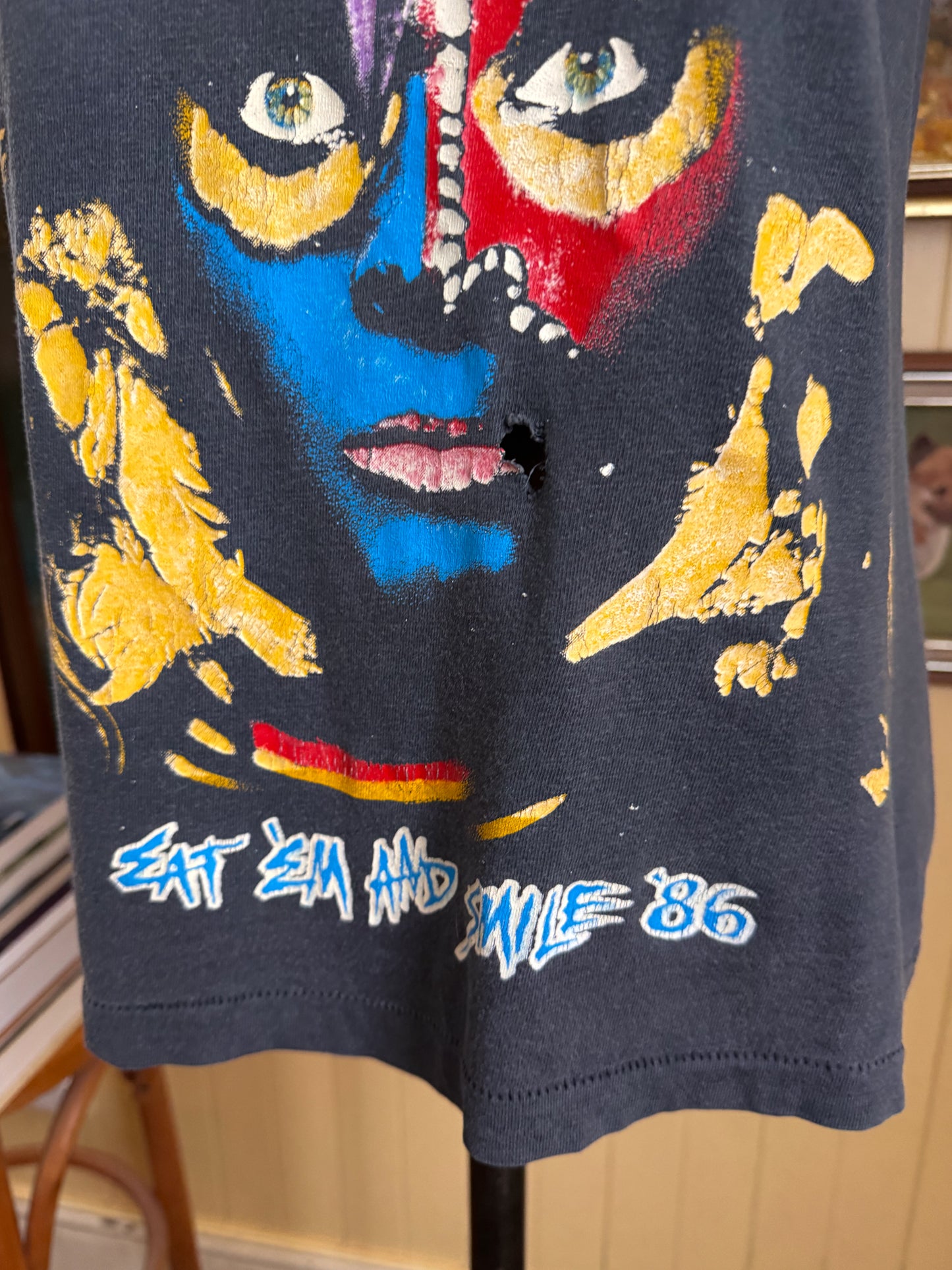 VINTAGE 1986 DAVID LEE ROTH THE ORIGINAL ASS-KICKING TOUR PRINT BAND TSHIRT S/M