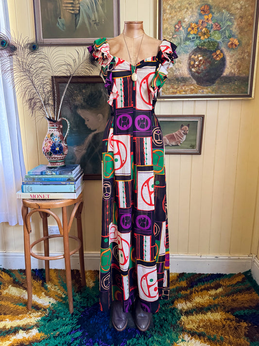 VINTAGE 1970S STYLESEEKER COTTON PEACE SIGN PRINT RUFFLED MAXI DRESS S/M