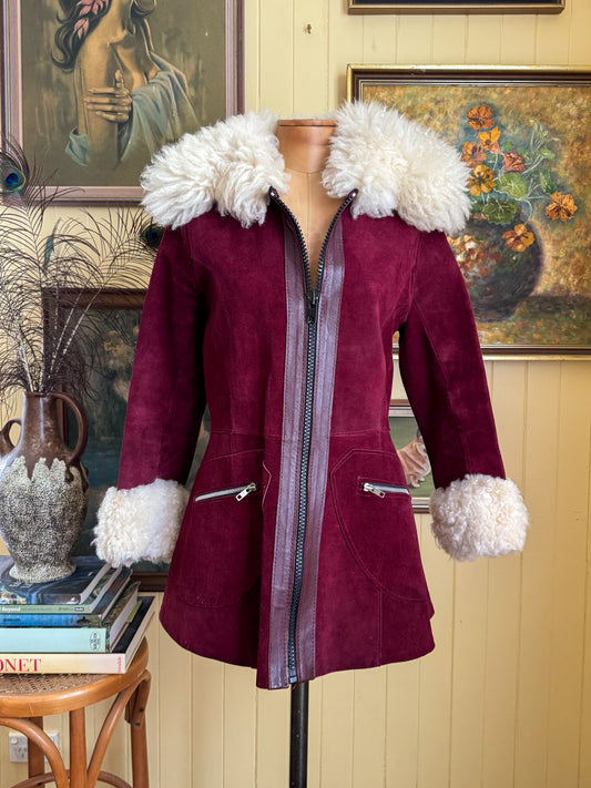 VINTAGE 1970S PLUM SUEDE LEATHER FLUFFY SHEARLING PENNY LANE JACKET S/M