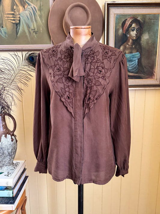 VINTAGE 1980S JAPANESE SILK CHOCOLATE EMBROIDERED COLLAR BLOUSE S/M