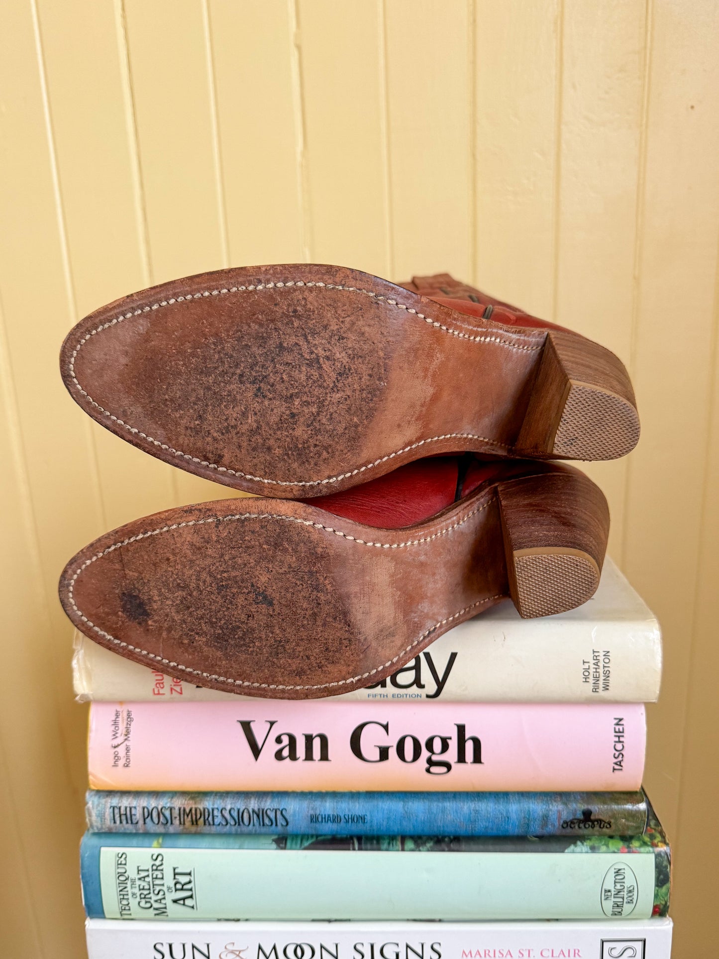 VINTAGE FRYE EMBROIDERED LEATHER WESTERN CUBAN HIGH HEEL BOOTS 8.5/39