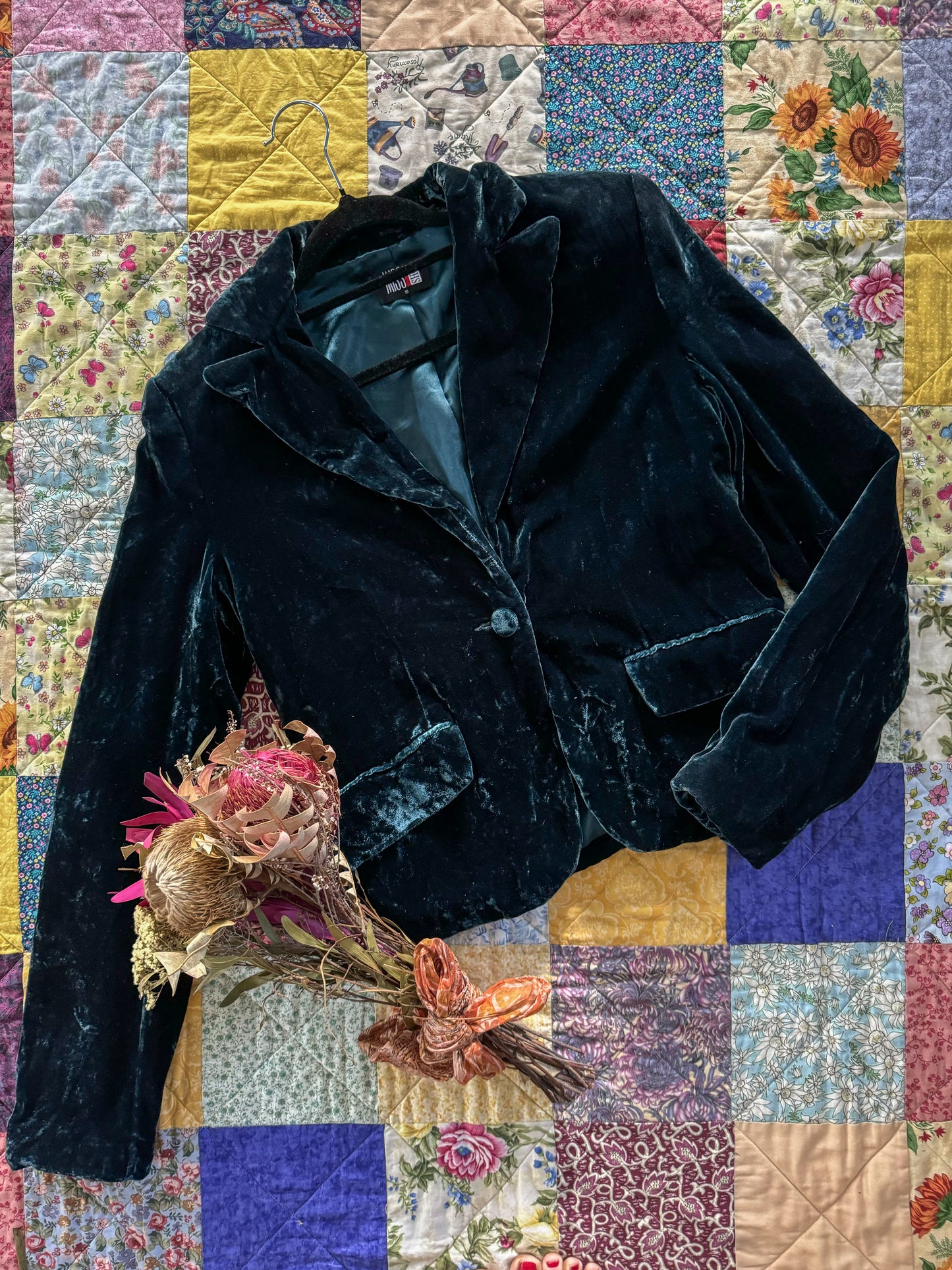 VINTAGE 1990S MISS SHOP SILK BLEND VELVET CROPPED BLAZER JACKET S