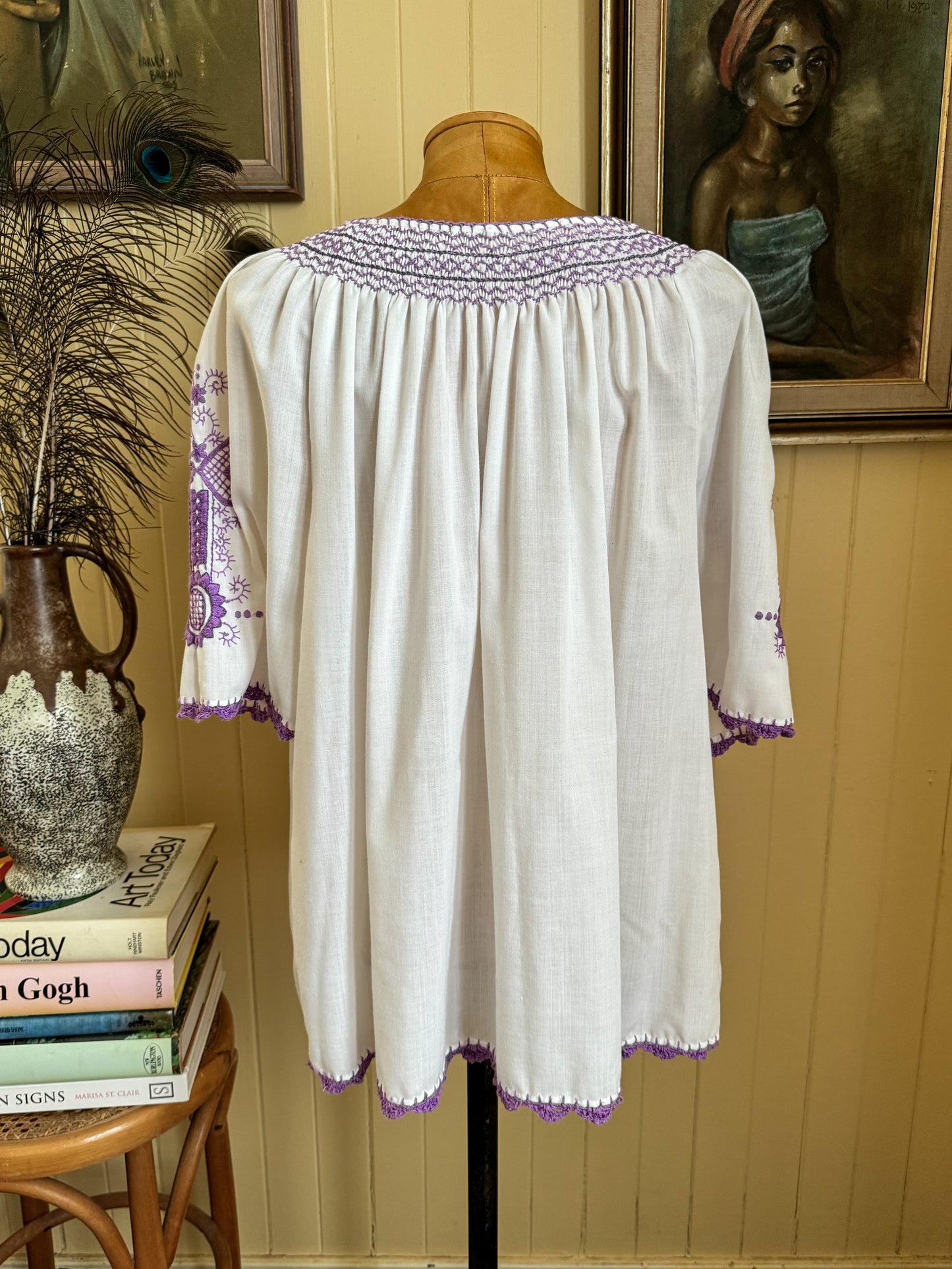 VINTAGE 1980S HUNGARIAN COTTON BLEND EMBROIDERED FOLK BLOUSE M/L/XL