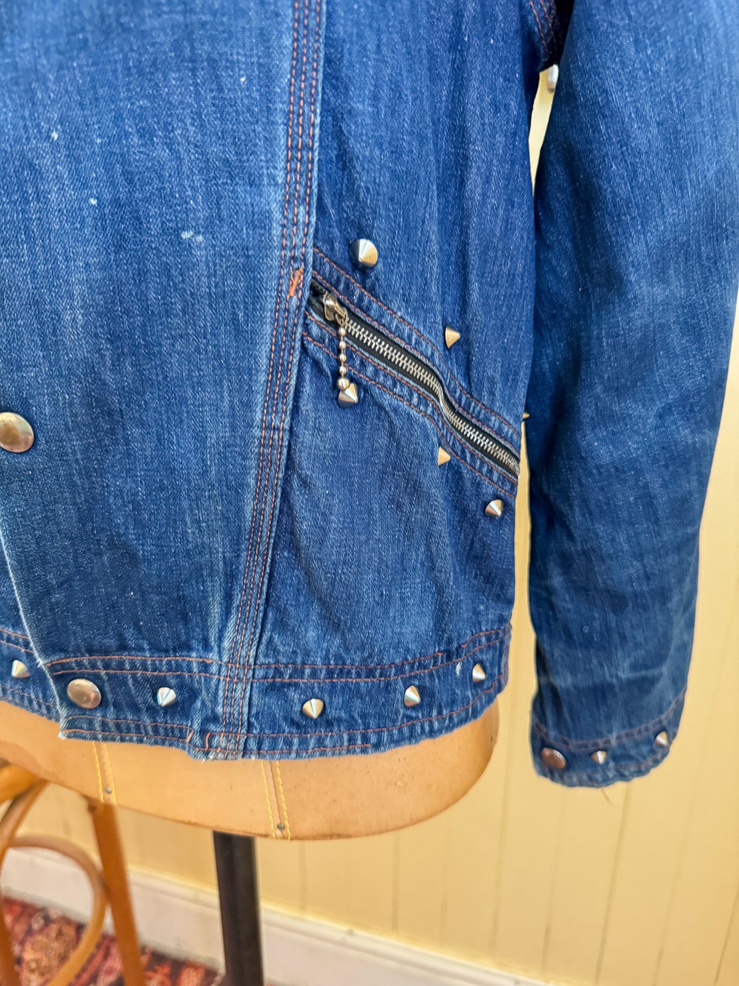 VINTAGE 1970S AMCO COTTON DENIM STUDDED CROPPED JACKET S