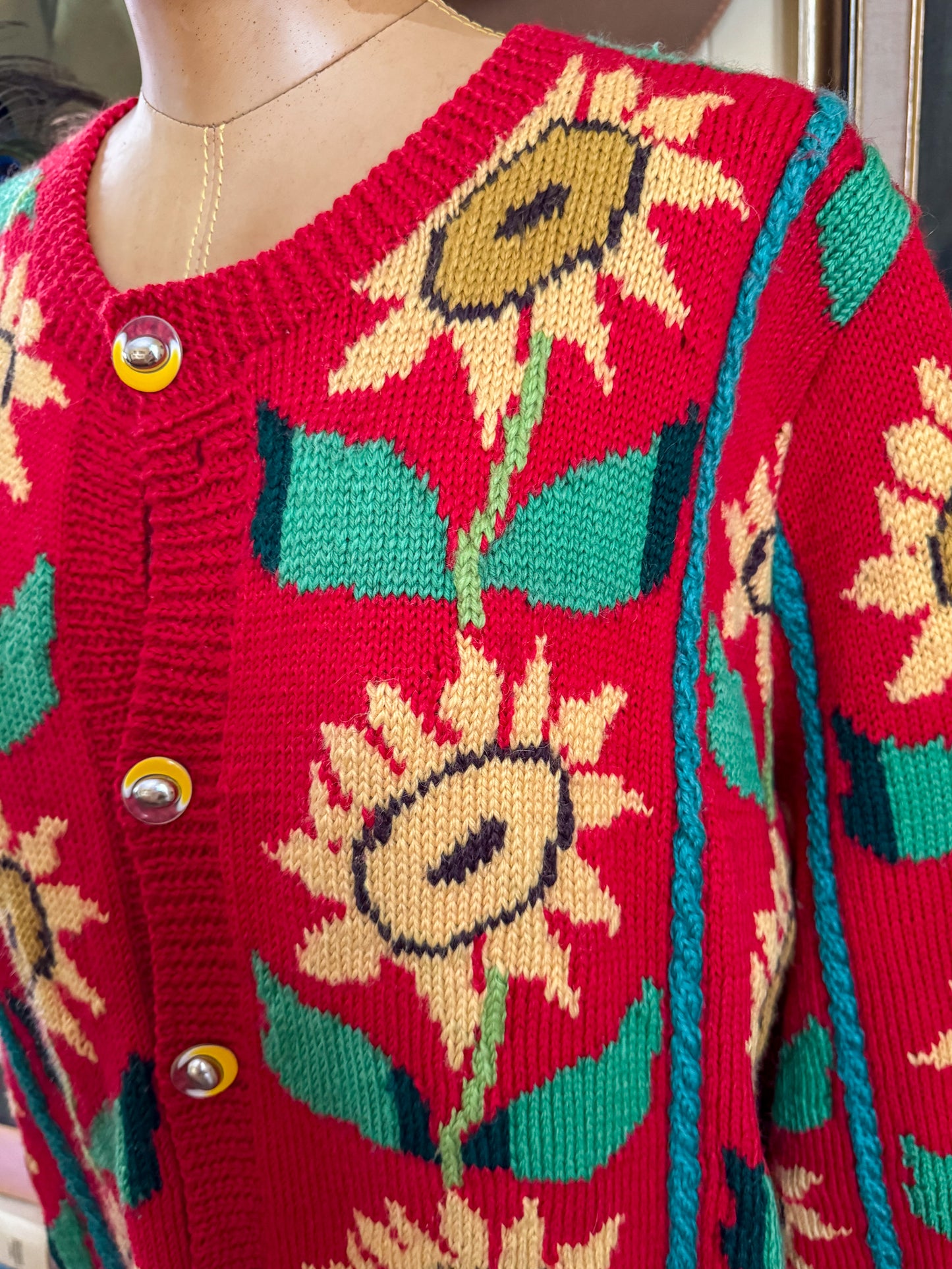 VINTAGE HAND KNITTED ACRYLIC SUNFLOWER MOTIF OVERSIZED CARDIGAN L/XL