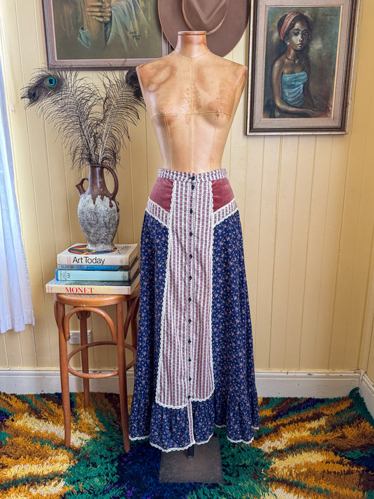 VINTAGE 1970S JESSICA’S GUNNIES GUNNE SAX FLORAL PRINT COTTON + VELVET MAXI SKIRT S