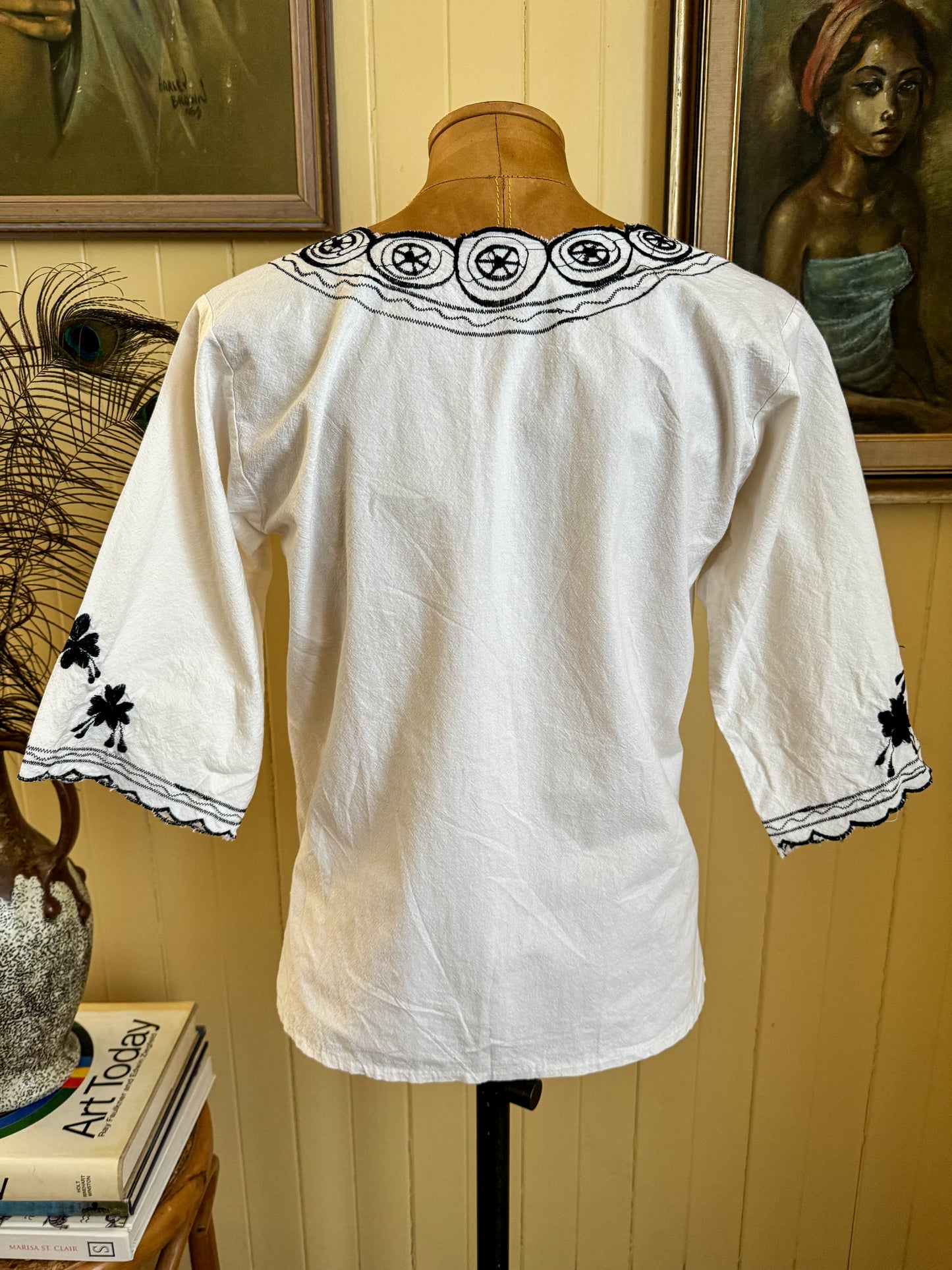 VINTAGE 1990S COTTON EMBROIDERED PEASANT BLOUSE XS/S