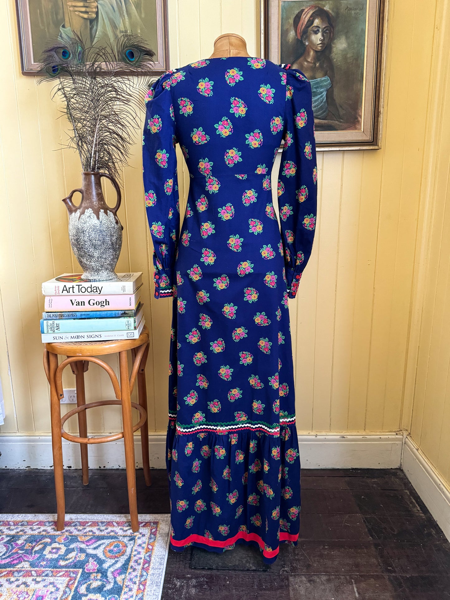 VINTAGE 1970S SALLY BROWNE COTTON FLORAL MAXI PRAIRIE DRESS XS