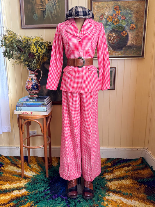 VINTAGE 1970S HANDMADE ACRYLIC RED AND WHITE GINGHAM JACKET AND PANT SUIT SET XS/S
