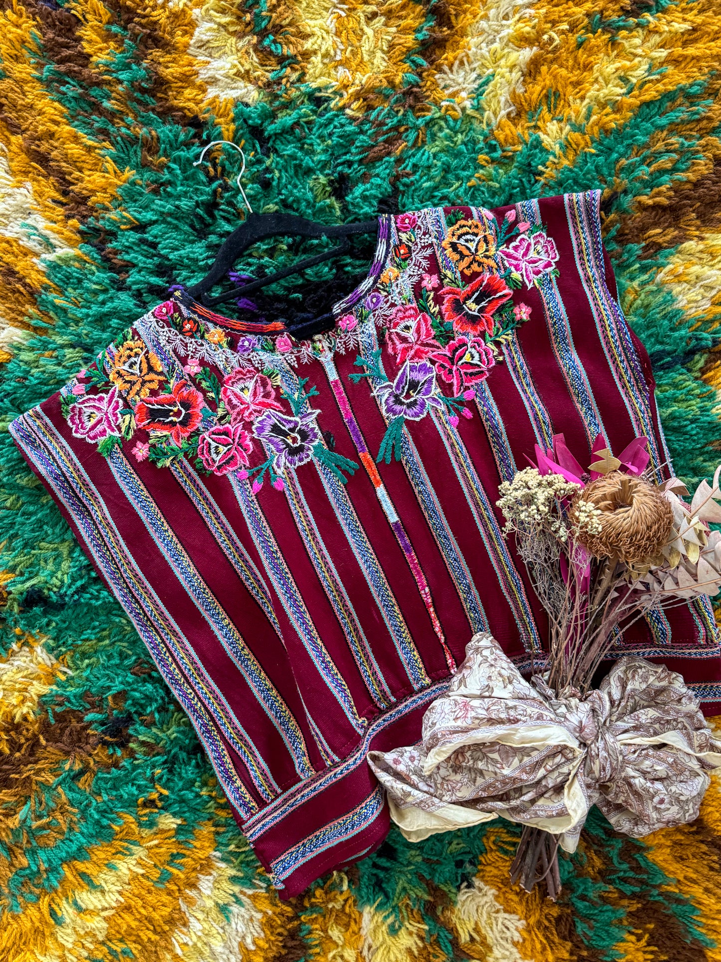 VINTAGE GUATEMALAN EMBROIDERED STRIPED COTTON HUIPIL TOP M