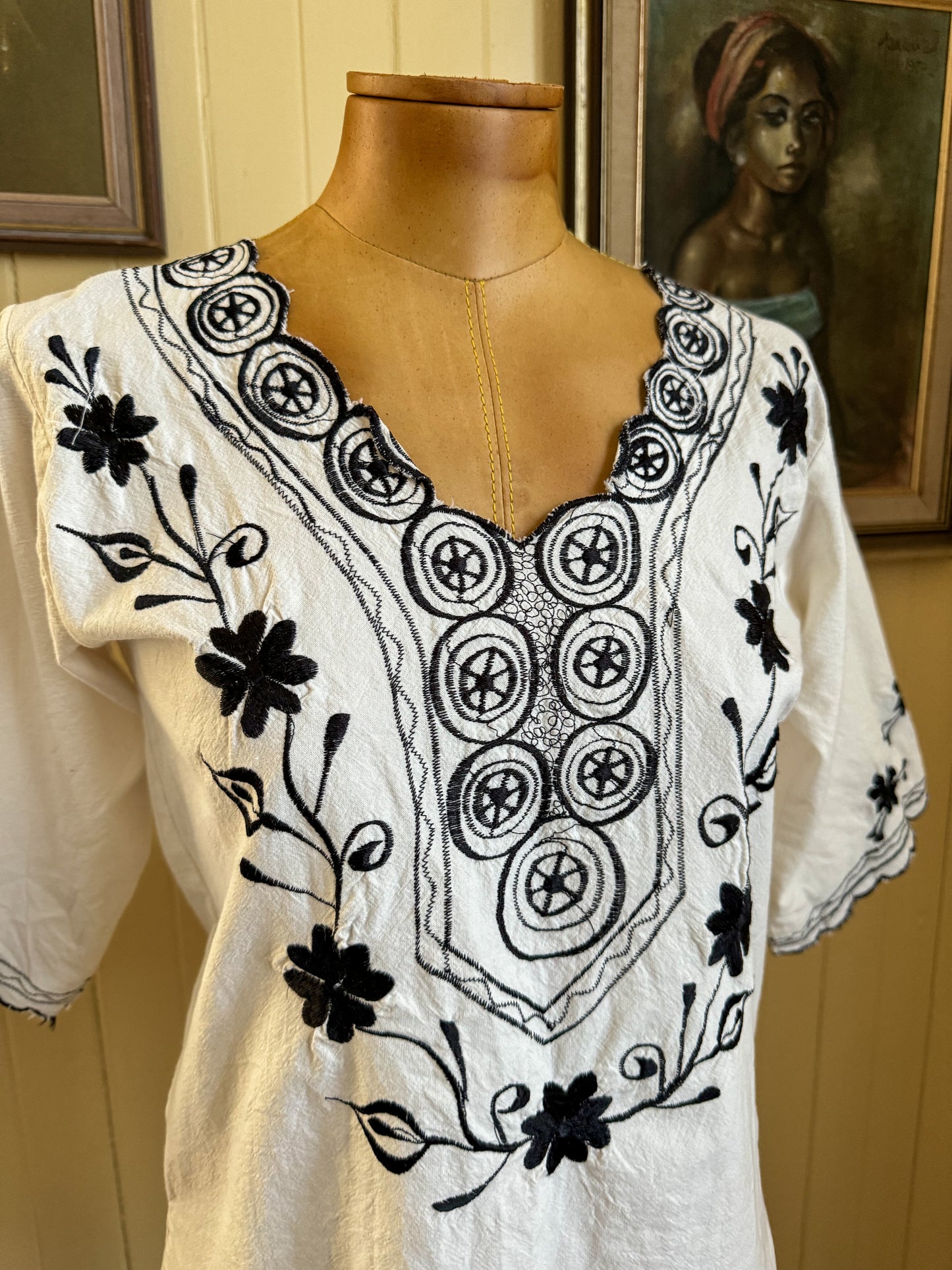 VINTAGE 1990S COTTON EMBROIDERED PEASANT BLOUSE XS/S