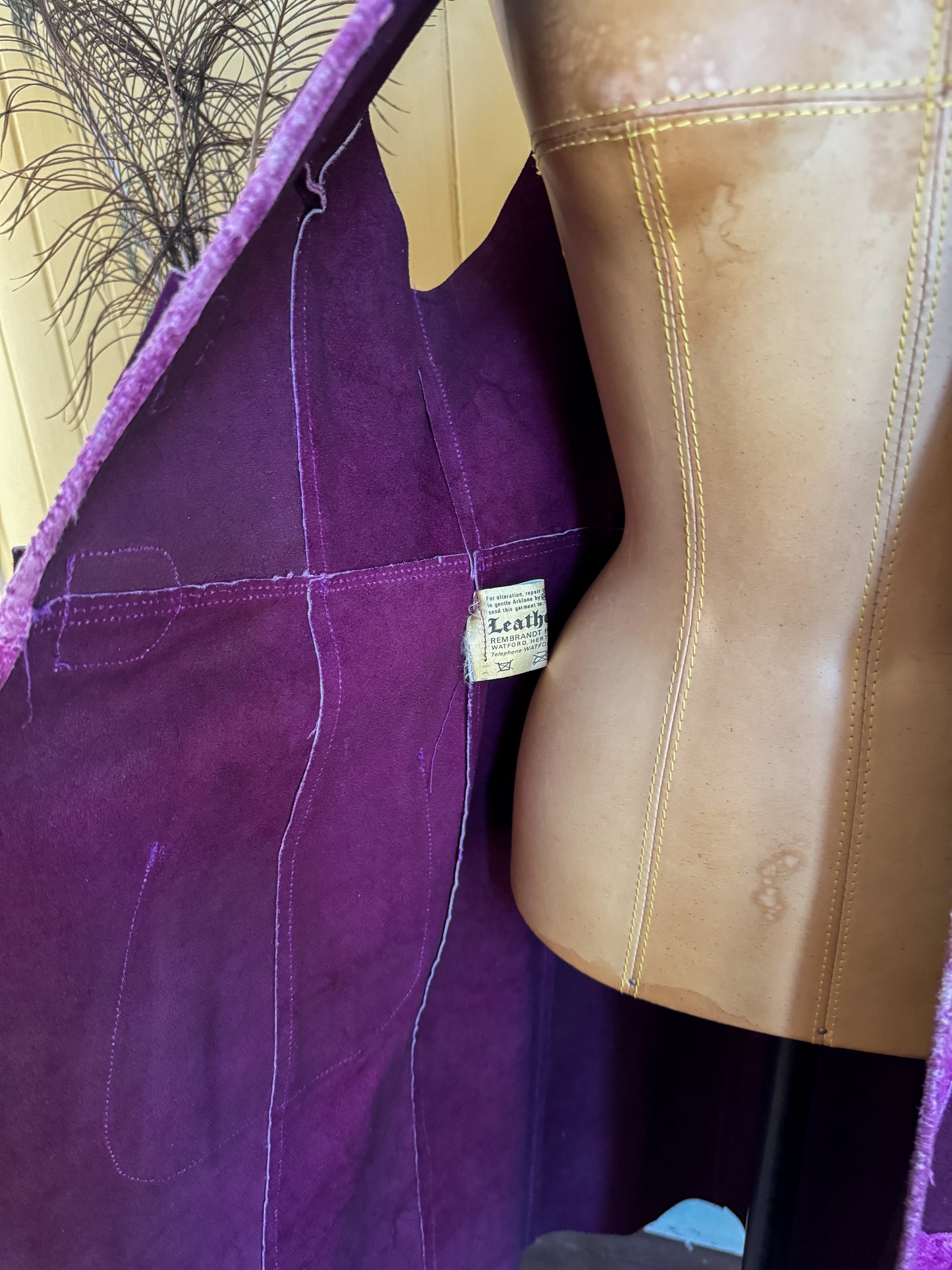 VINTAGE 1970S PURPLE ACID WASH SUEDE LEATHER MAXI WAISTCOAT VEST S