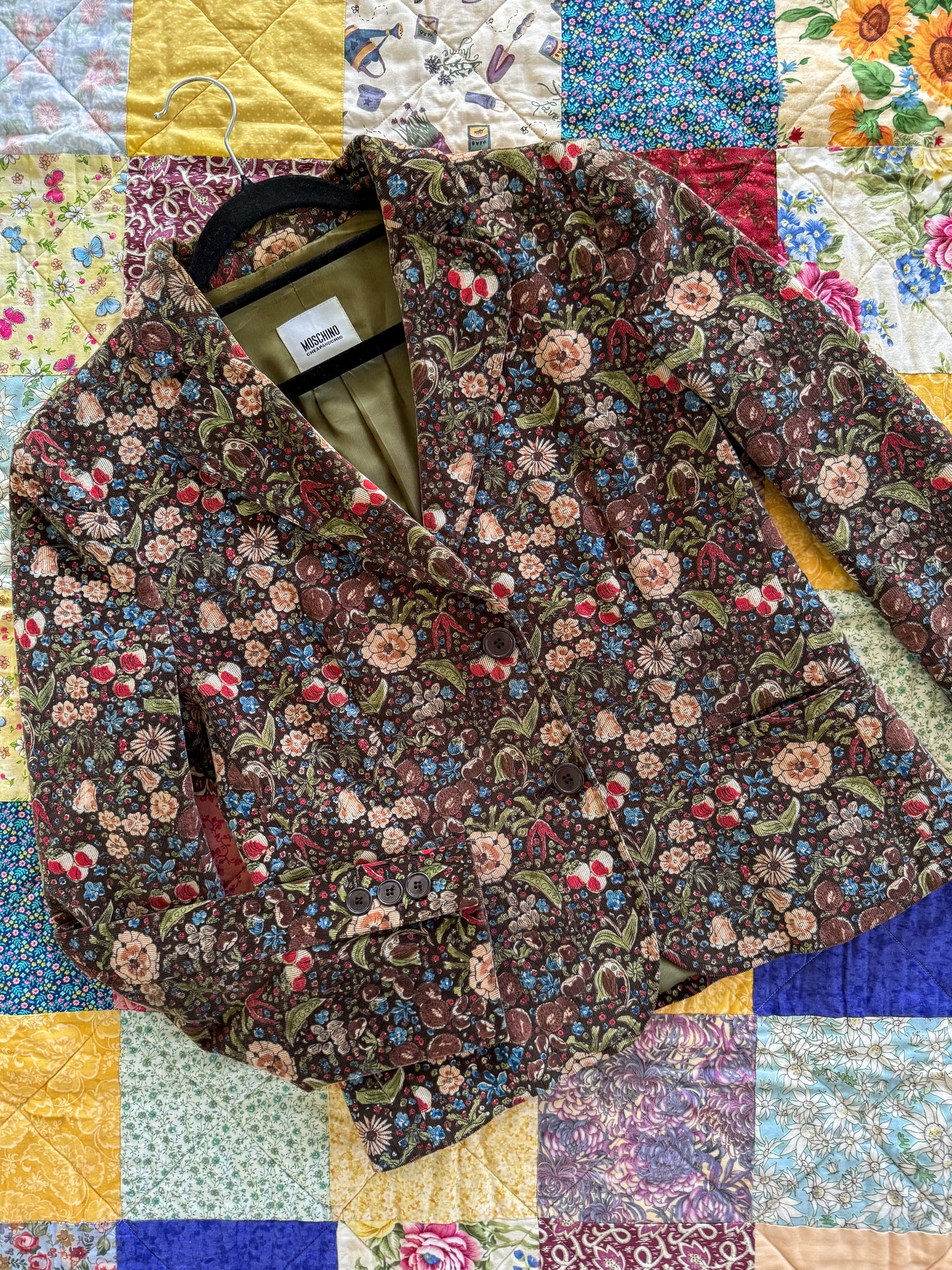 VINTAGE 1990S MOSCHINO CHEAP AND CHIC FLORAL PRINT CORDUROY BLAZER JACKET S/M