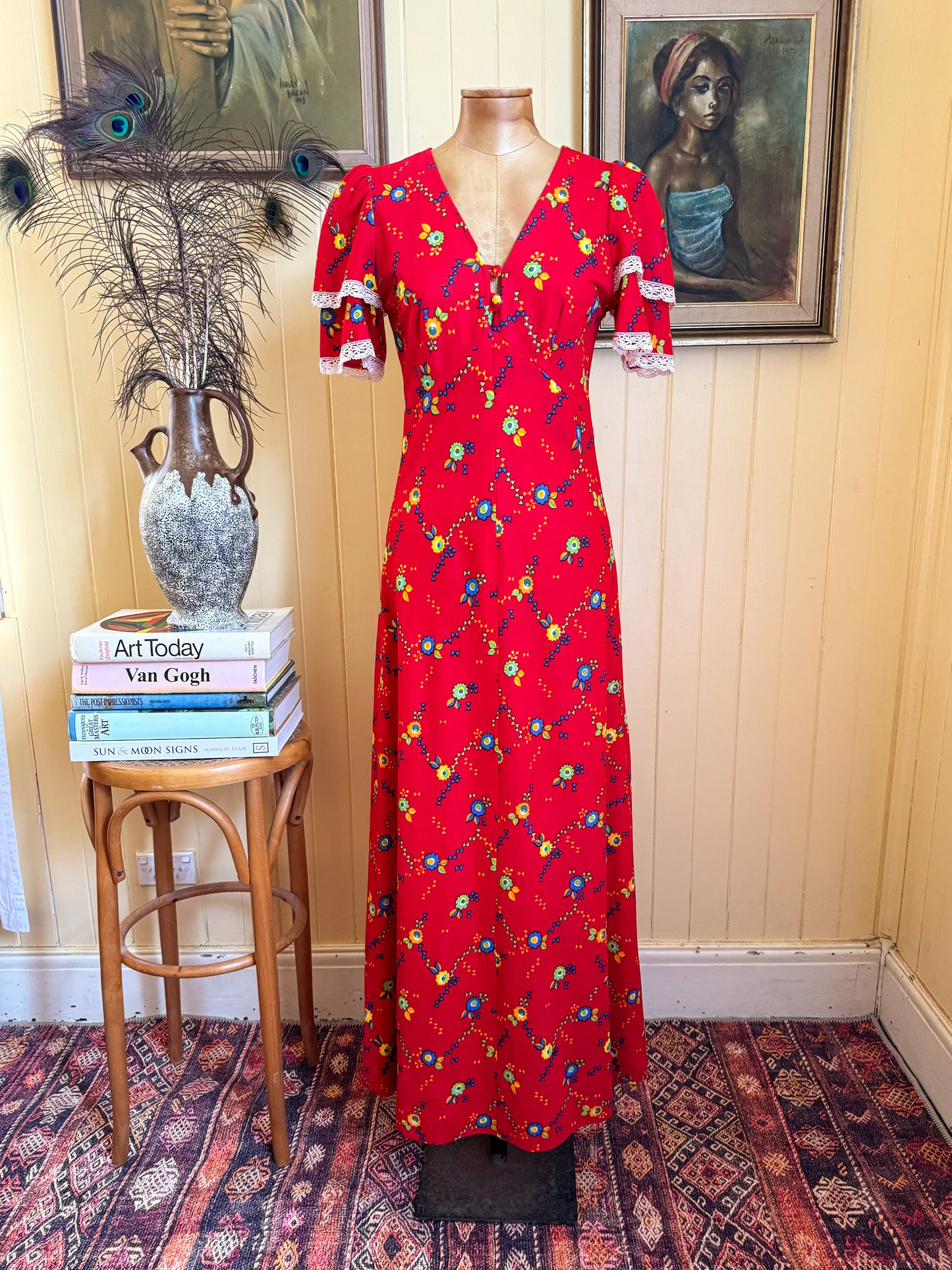 VINTAGE 1970S POLY FLORAL PRINT LACE TRIM PRAIRIE MAXI DRESS XS/S