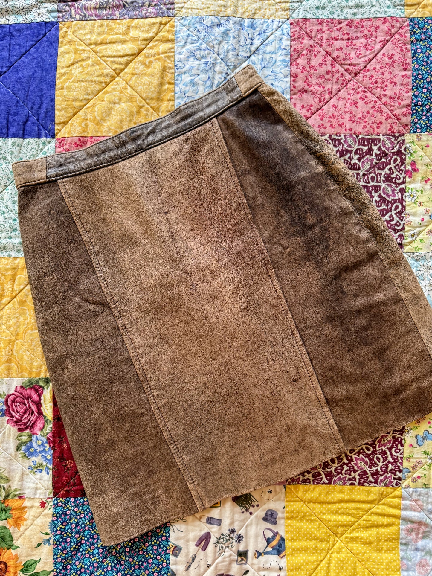 VINTAGE 1980S RAWHIDES BROWN ACID WASH LEATHER MINI SKIRT S