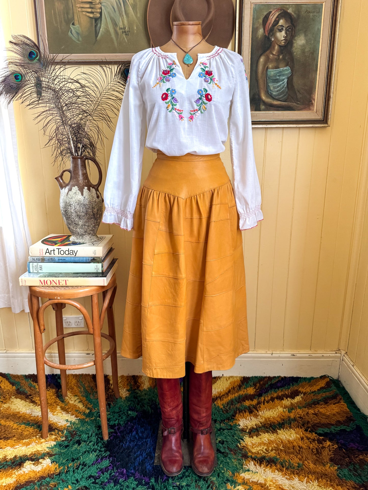 VINTAGE 1970S HUNGARIAN COTTON BLEND EMBROIDERED PEASANT BLOUSE XS/S