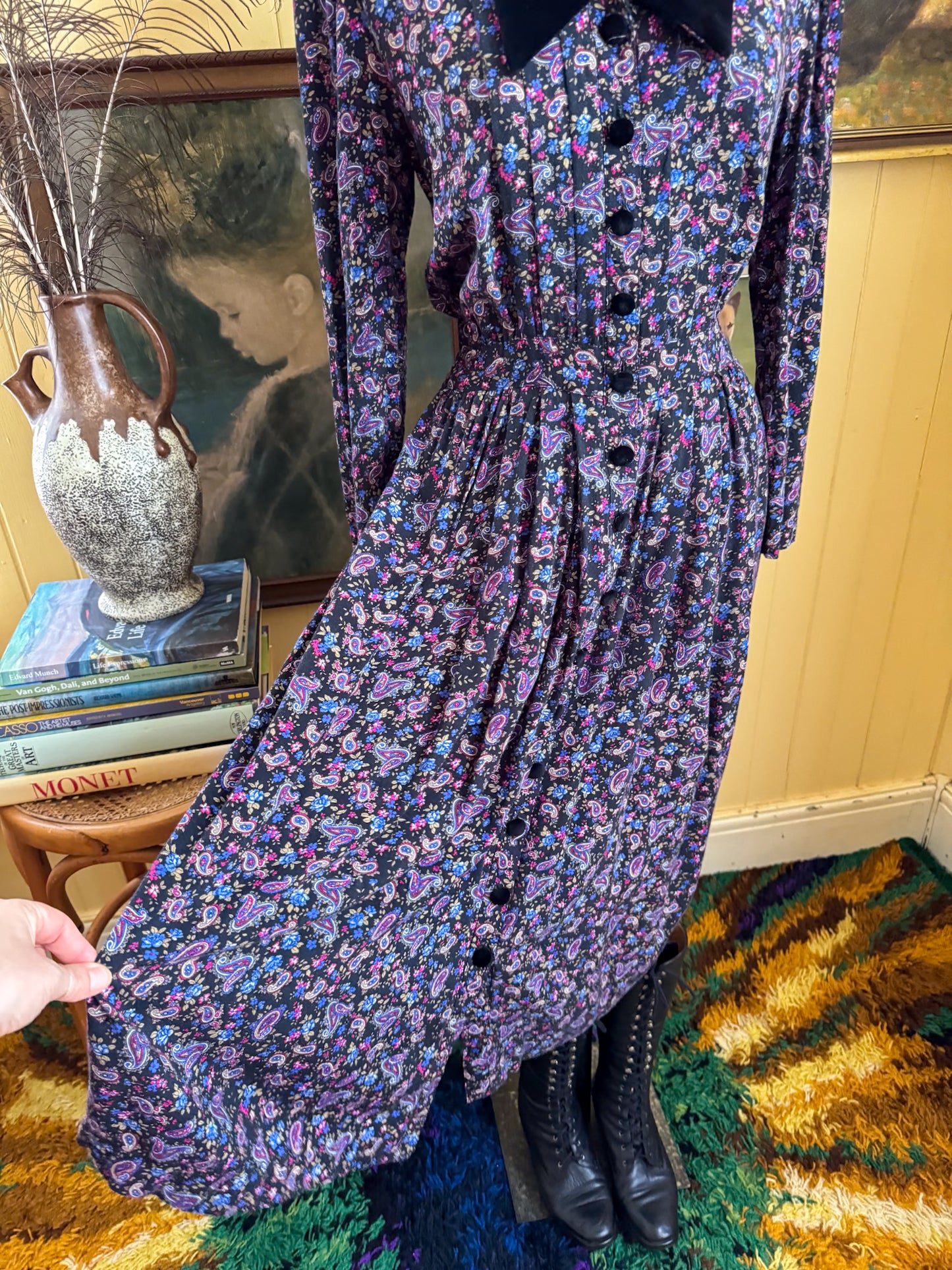 VINTAGE 1990S KARIN STEVENS KOREAN RAYON PAISLEY PRINT MIDI DRESS S/M