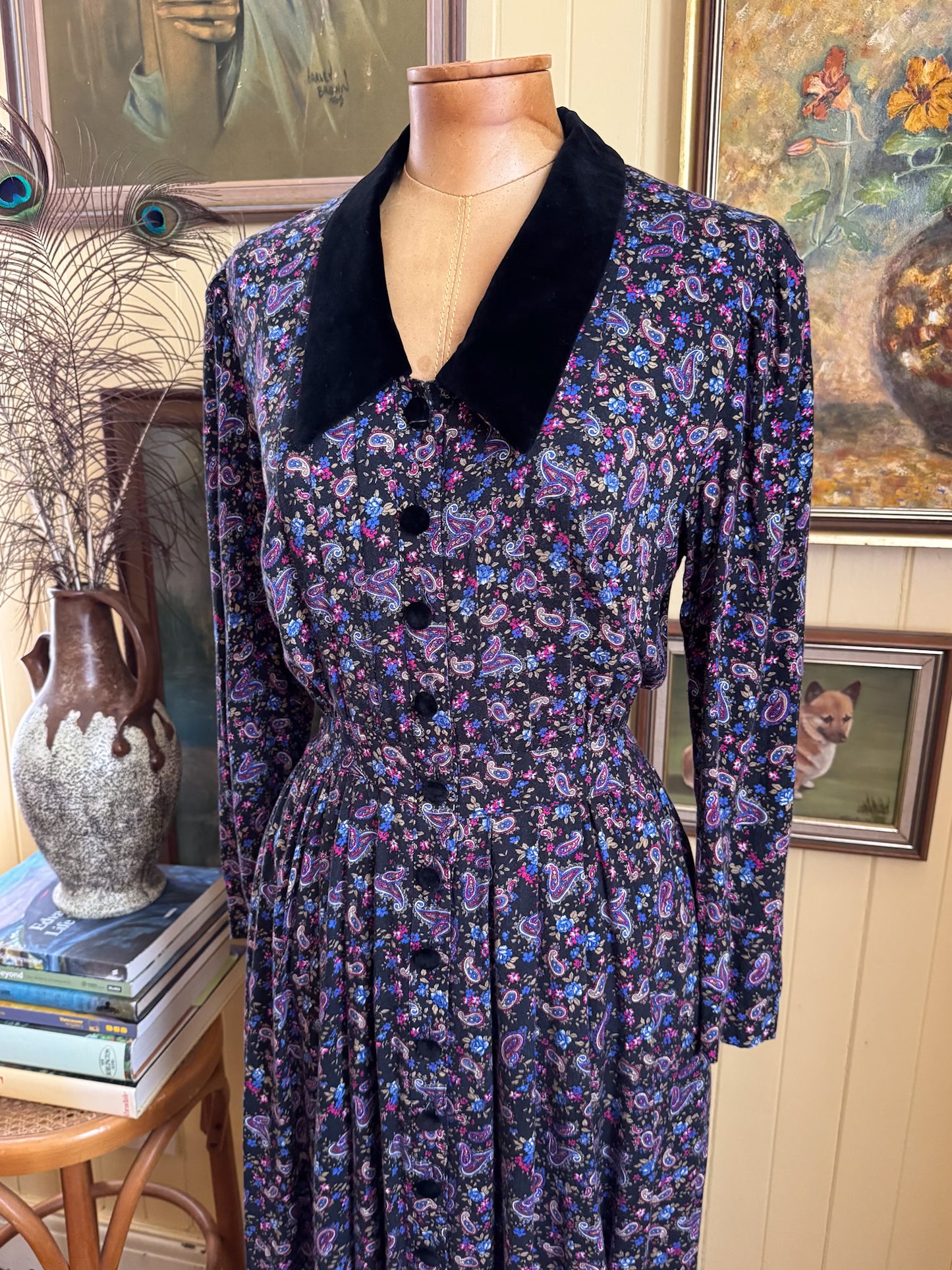 VINTAGE 1990S KARIN STEVENS KOREAN RAYON PAISLEY PRINT MIDI DRESS S/M