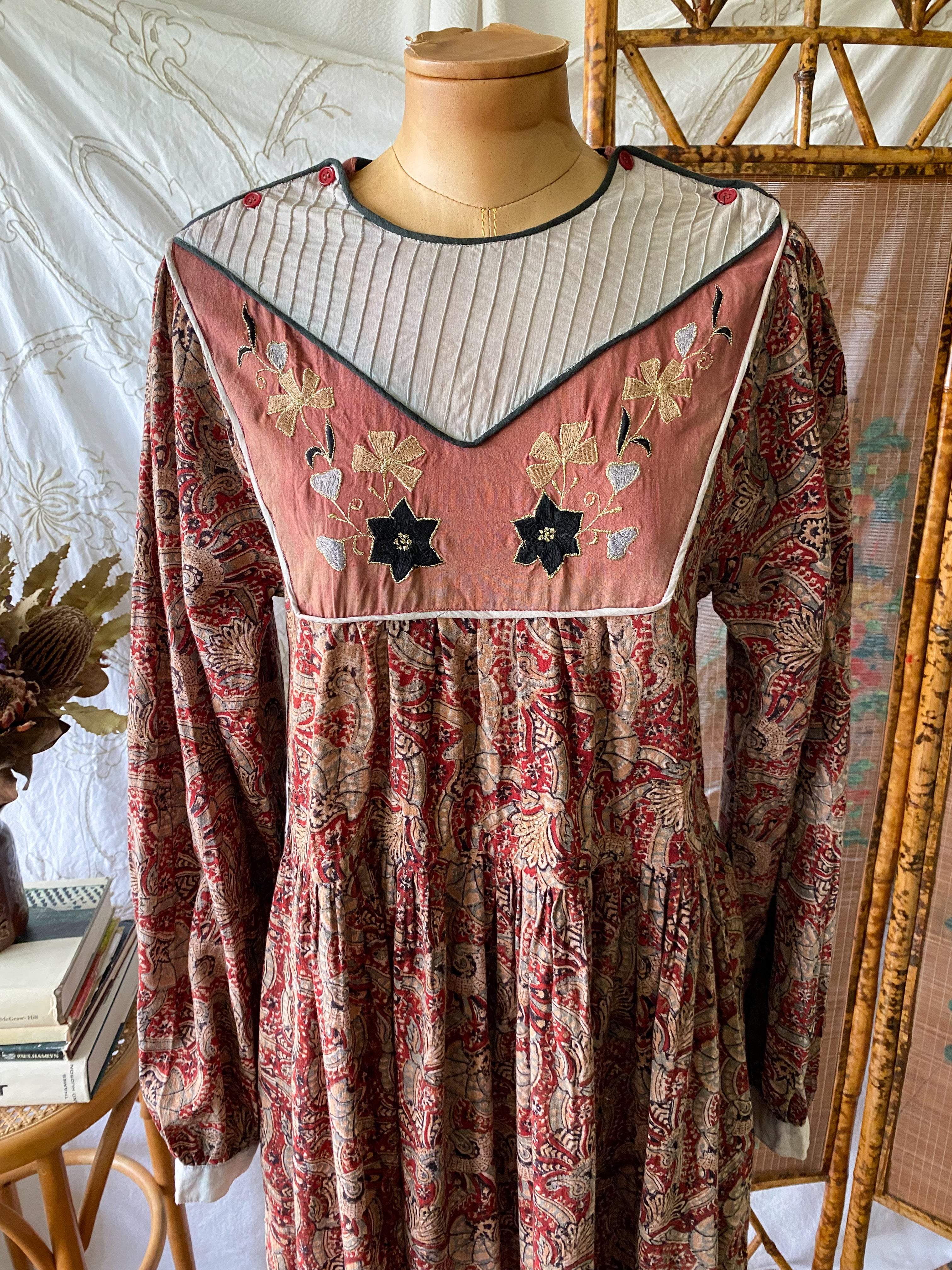 Vintage hot sale peasant dress